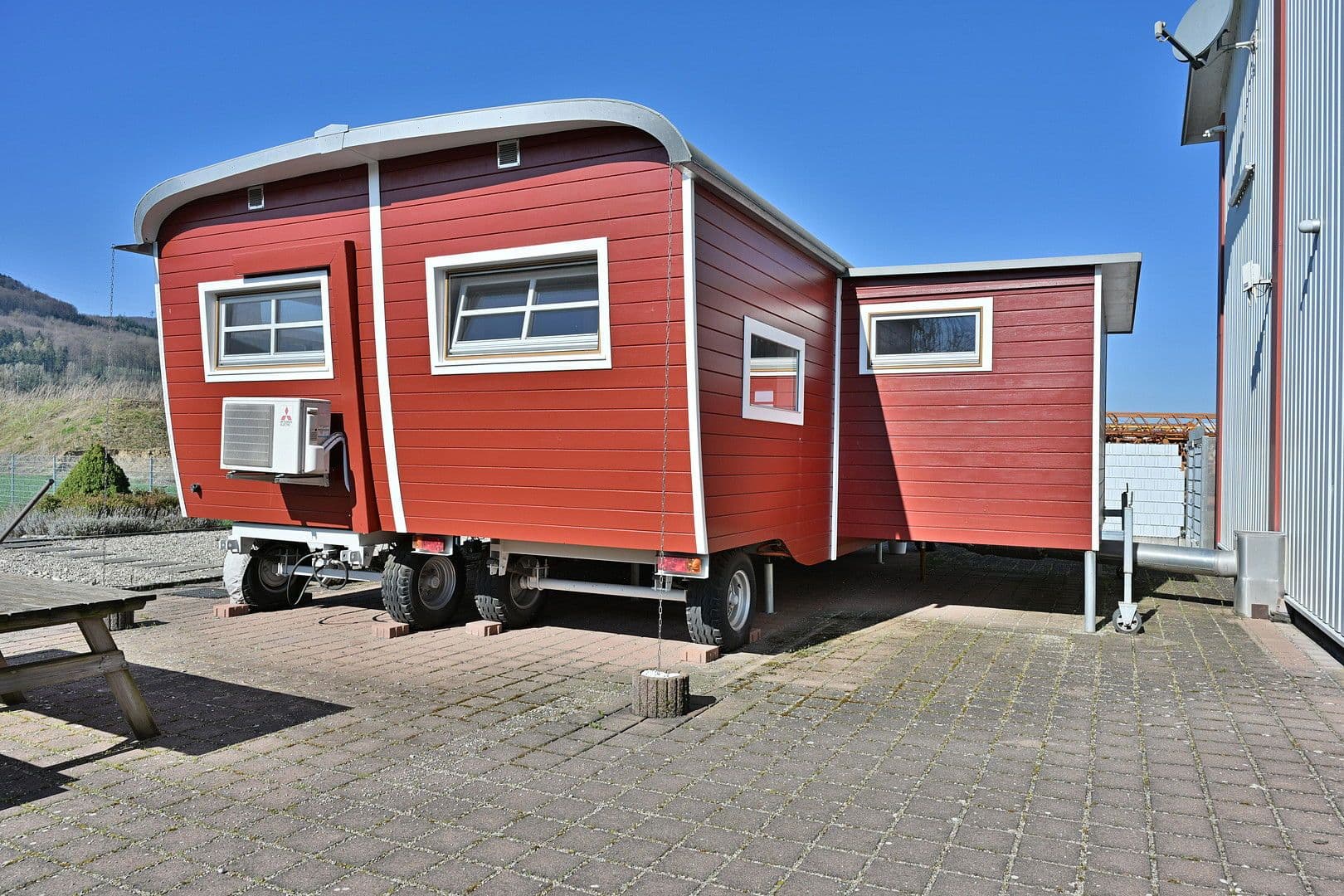 Predaj nebytového priestoru 5.000 m², Bad Säckingen, Bádensko-Wurttembersko Predaj nebytového priestoru 5.000 m², Bad Säckingen, Bádensko-Wurttembersko