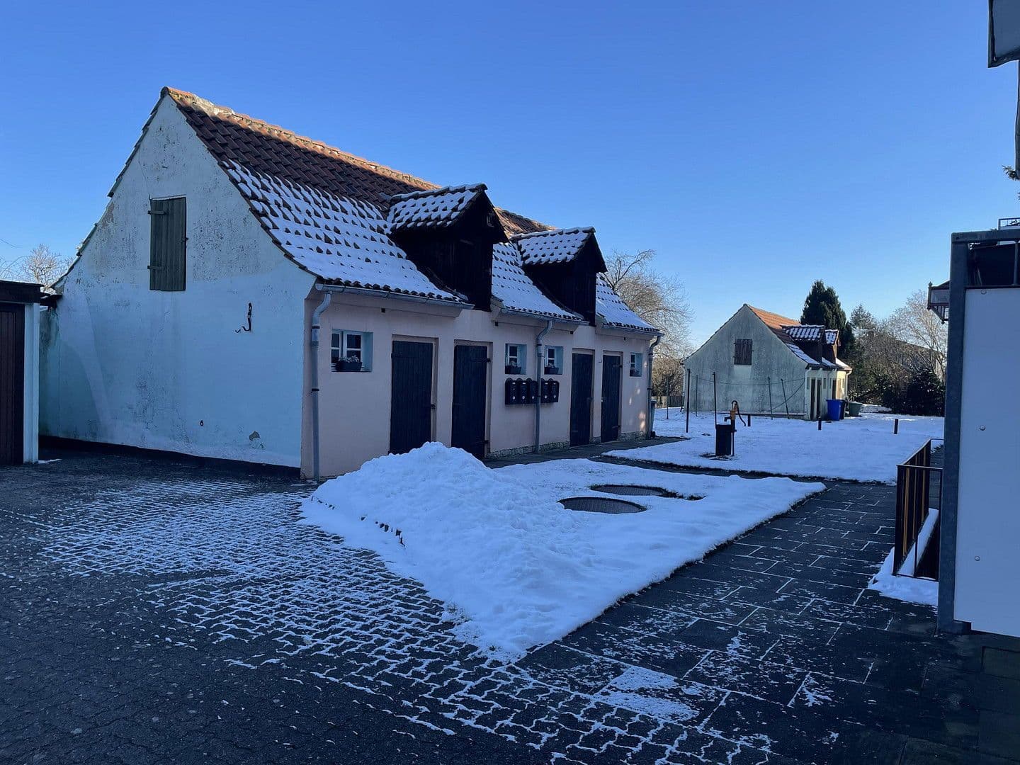 Prenájom bytu 5-izbový 136 m², Bahnhofstr. 34, Helmstedt, Dolné Sasko Prenájom bytu 5-izbový 136 m², Bahnhofstr. 34, Helmstedt, Dolné Sasko