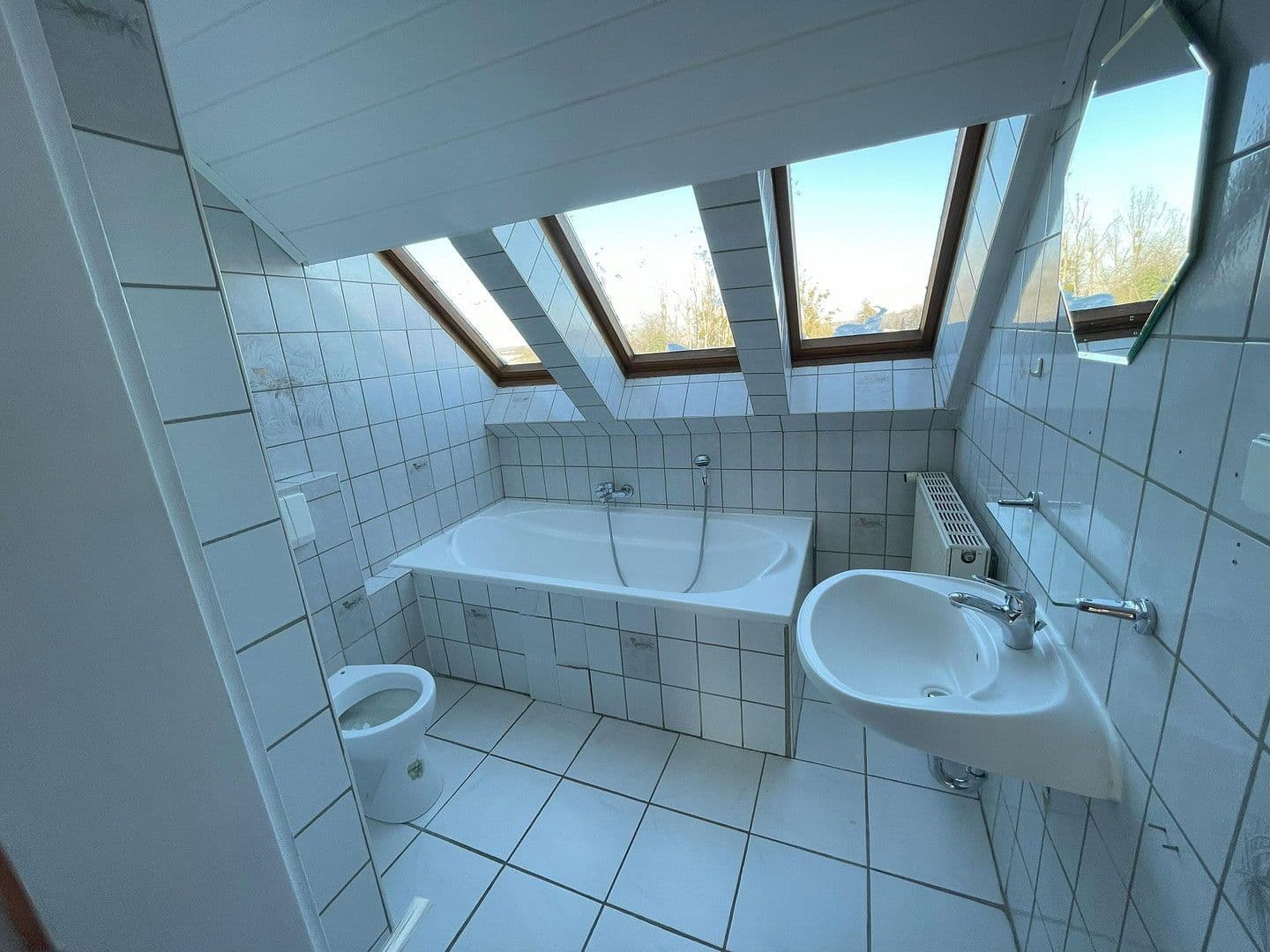 Prenájom bytu 5-izbový 136 m², Bahnhofstr. 34, Helmstedt, Dolné Sasko Prenájom bytu 5-izbový 136 m², Bahnhofstr. 34, Helmstedt, Dolné Sasko