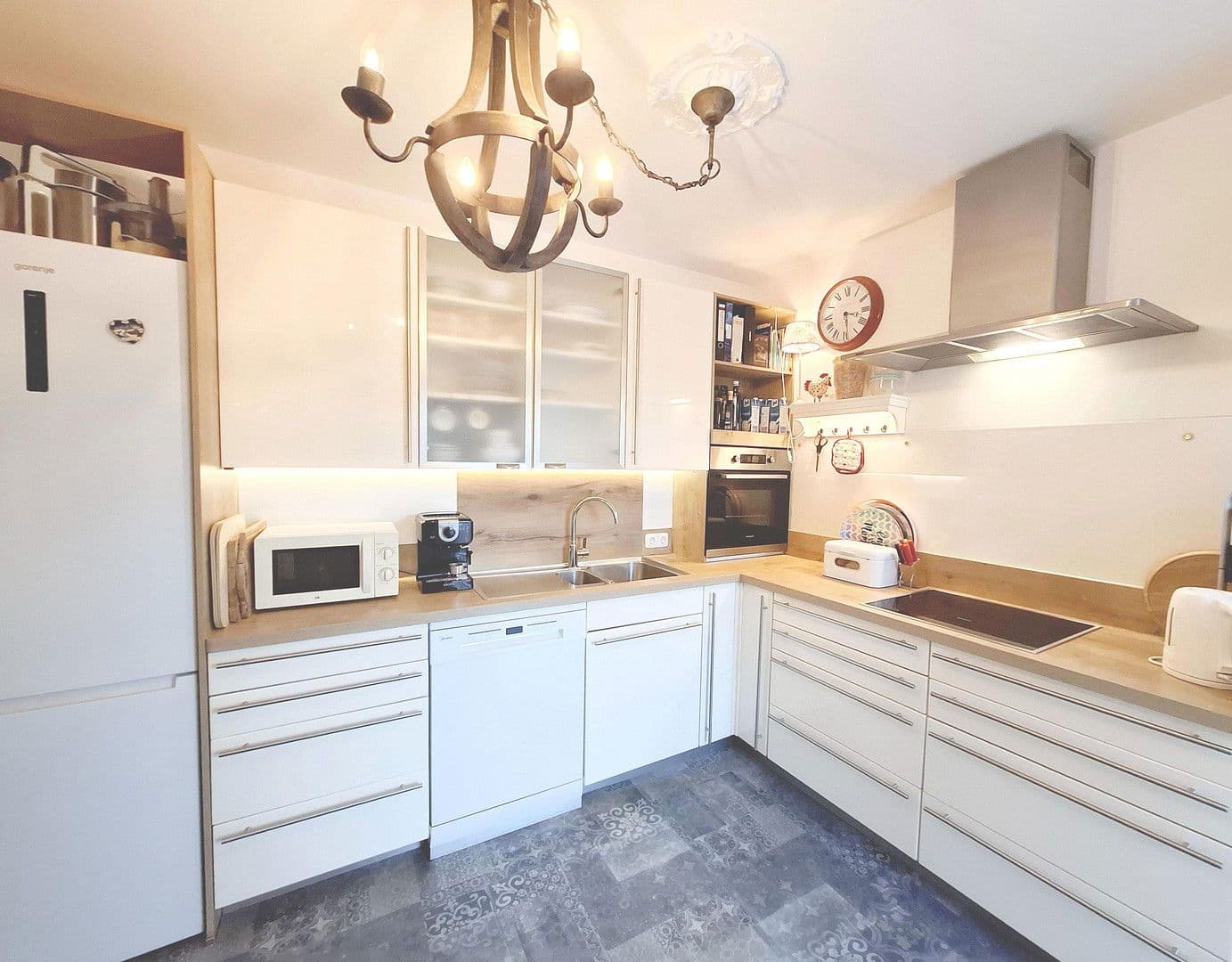 Predaj domu 188 m², pozemek 1.233 m², Densborn, Porýnie-Falcko Predaj domu 188 m², pozemek 1.233 m², Densborn, Porýnie-Falcko