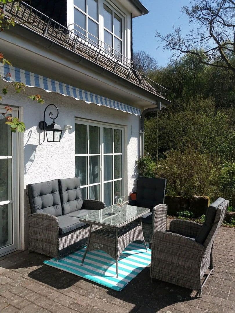 Predaj domu 188 m², pozemek 1.233 m², Densborn, Porýnie-Falcko Predaj domu 188 m², pozemek 1.233 m², Densborn, Porýnie-Falcko