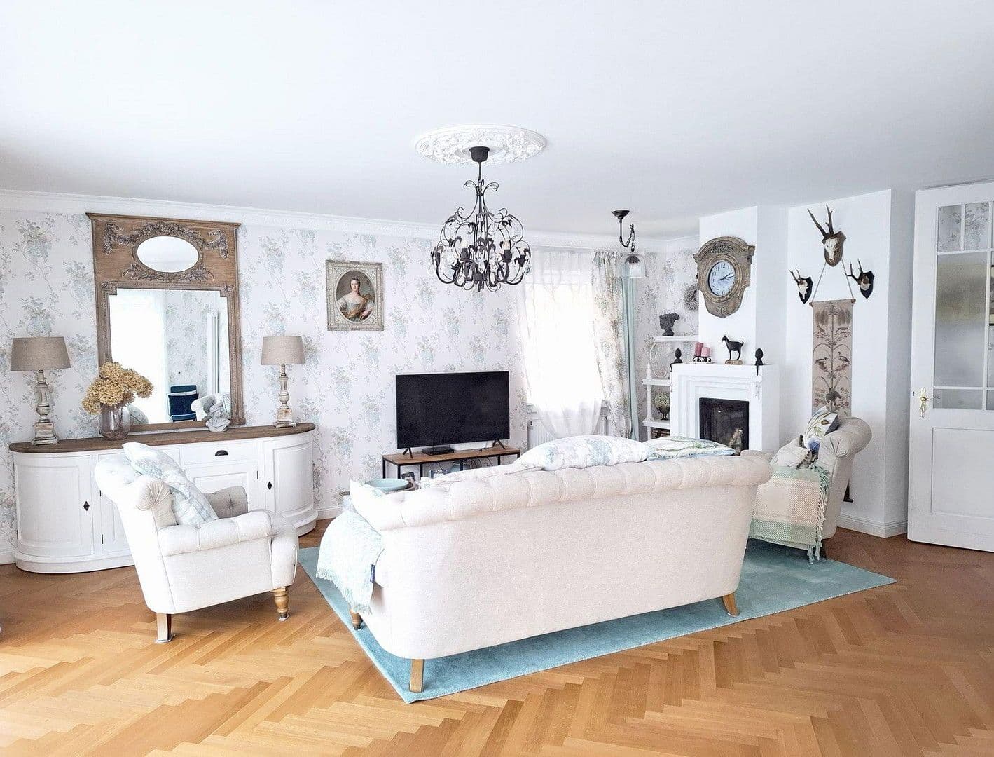 Predaj domu 188 m², pozemek 1.233 m², Densborn, Porýnie-Falcko Predaj domu 188 m², pozemek 1.233 m², Densborn, Porýnie-Falcko