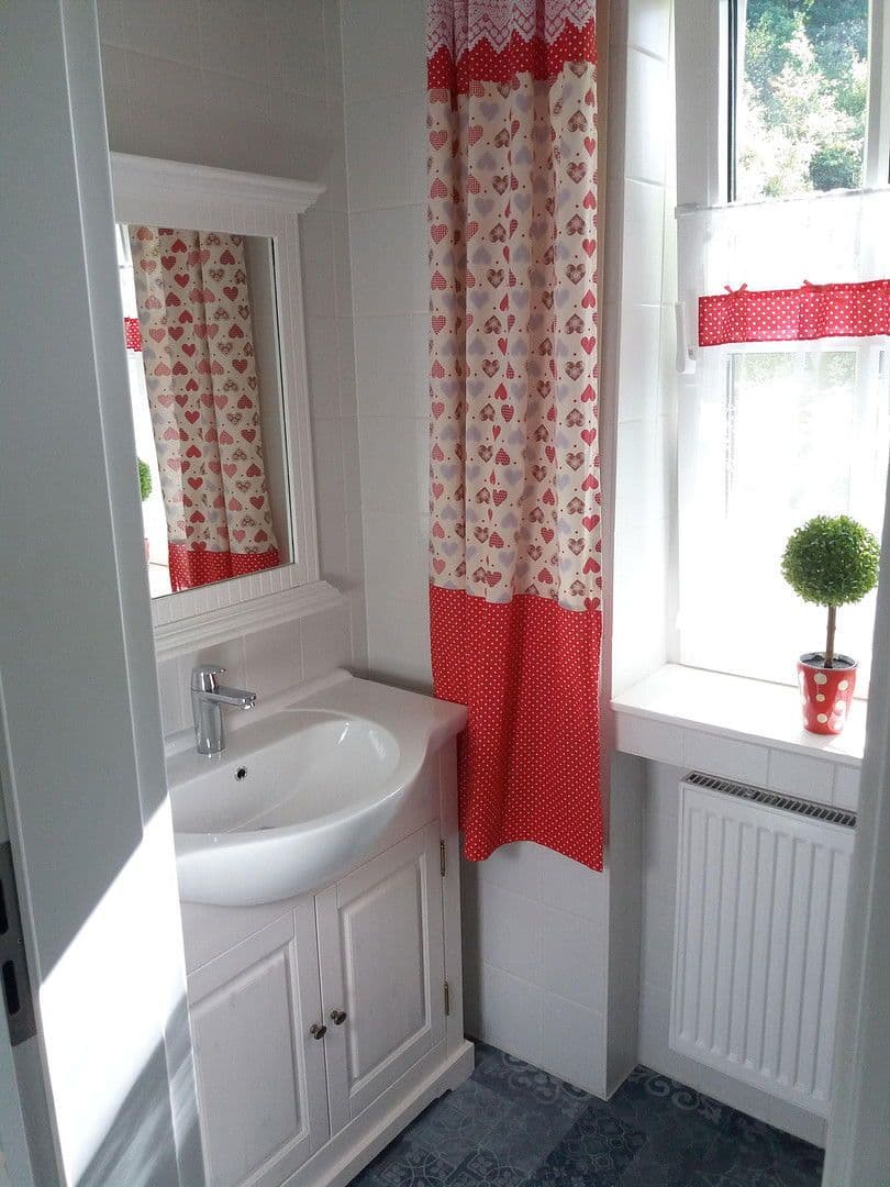 Predaj domu 188 m², pozemek 1.233 m², Densborn, Porýnie-Falcko Predaj domu 188 m², pozemek 1.233 m², Densborn, Porýnie-Falcko