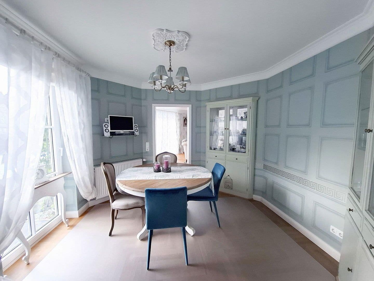 Predaj domu 188 m², pozemek 1.233 m², Densborn, Porýnie-Falcko Predaj domu 188 m², pozemek 1.233 m², Densborn, Porýnie-Falcko