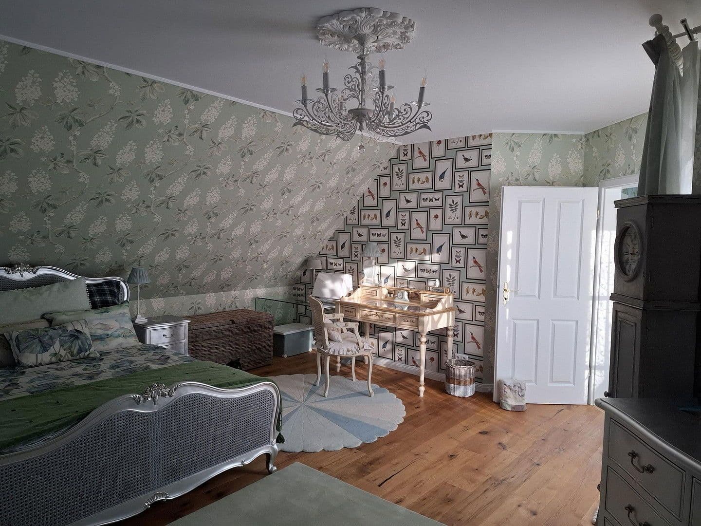 Predaj domu 188 m², pozemek 1.233 m², Densborn, Porýnie-Falcko Predaj domu 188 m², pozemek 1.233 m², Densborn, Porýnie-Falcko