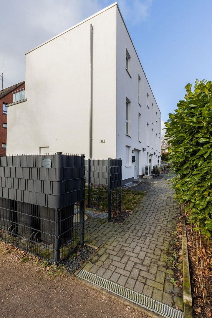 Predaj domu 122 m², pozemek 142 m², Reembusch 69, Hamburg, Hamburg Predaj domu 122 m², pozemek 142 m², Reembusch 69, Hamburg, Hamburg