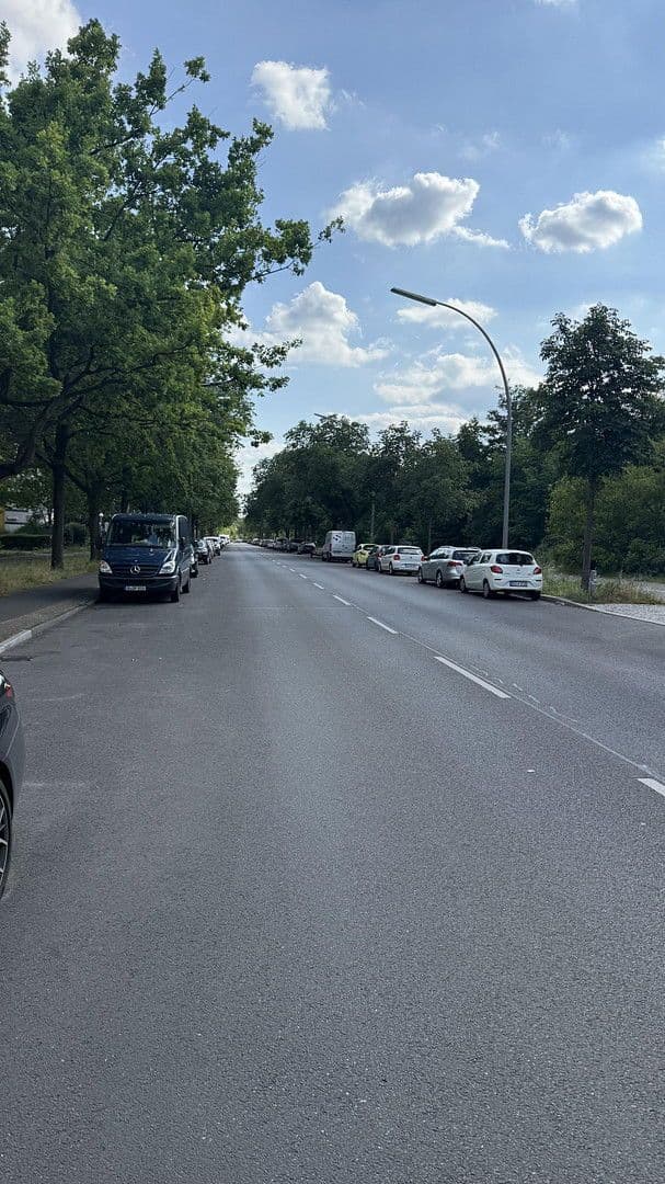 Prenájom garáže, Berlin, Berlín Prenájom garáže, Berlin, Berlín