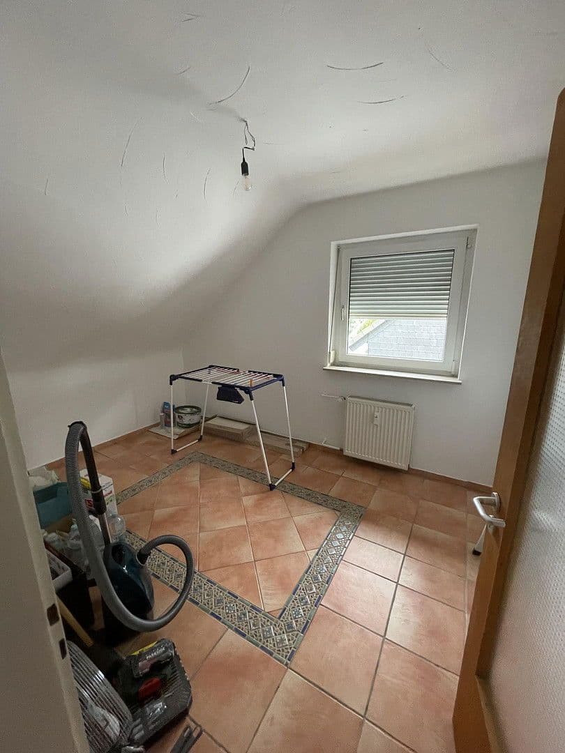 Prenájom bytu 4-izbový 80 m², Darmstadt, Hesensko Prenájom bytu 4-izbový 80 m², Darmstadt, Hesensko