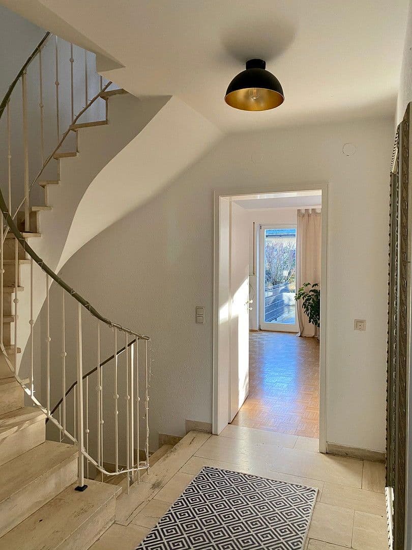 Prenájom domu 171 m², pozemek 250 m², Baldham, Bavorsko Prenájom domu 171 m², pozemek 250 m², Baldham, Bavorsko