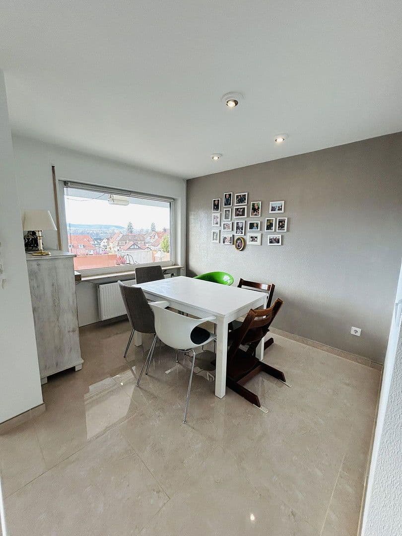 Predaj bytu 4-izbový 109 m², Remshalden, Bádensko-Wurttembersko Predaj bytu 4-izbový 109 m², Remshalden, Bádensko-Wurttembersko