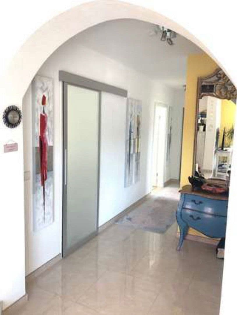 Predaj bytu 4-izbový 109 m², Remshalden, Bádensko-Wurttembersko Predaj bytu 4-izbový 109 m², Remshalden, Bádensko-Wurttembersko