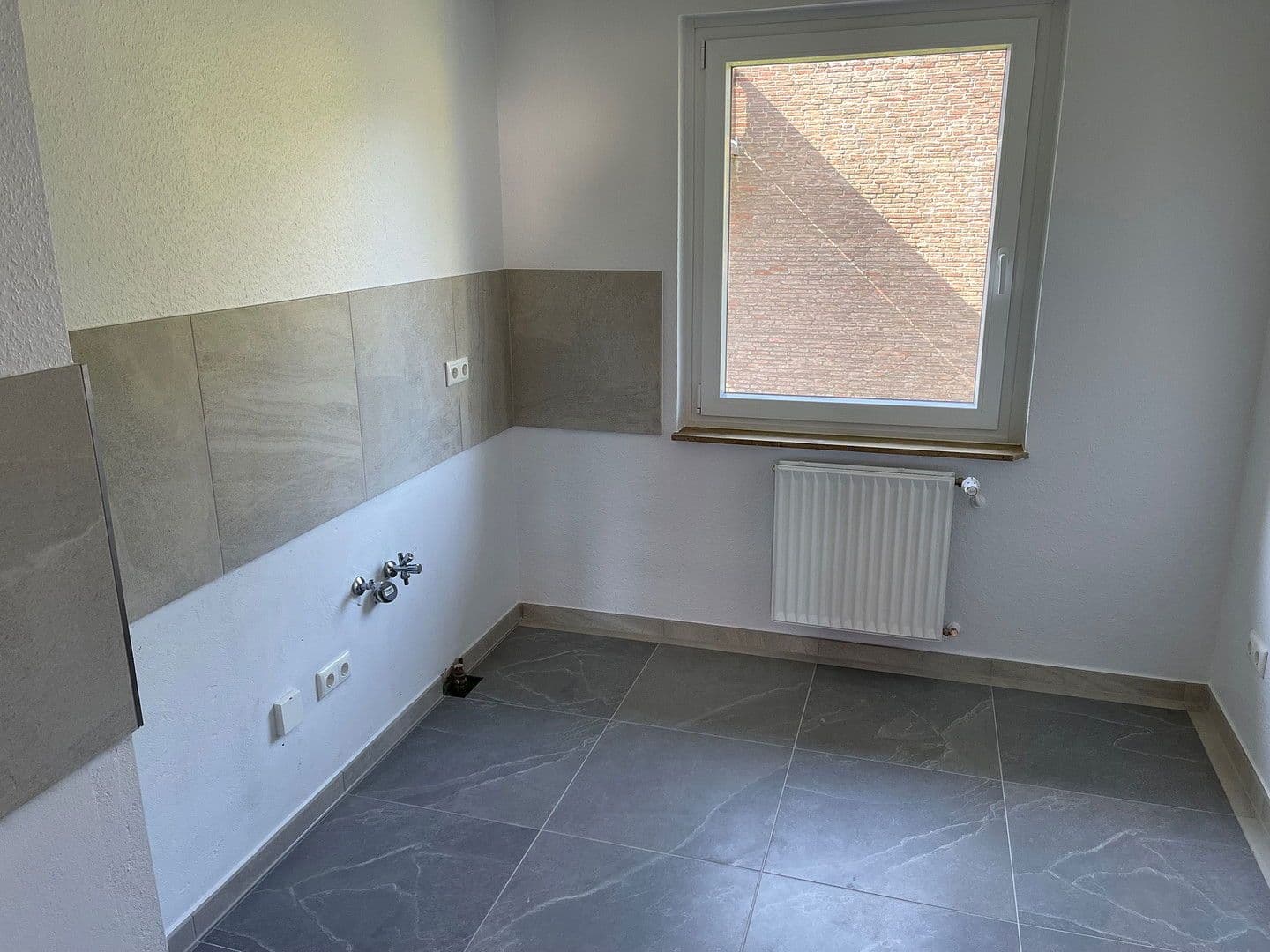 Prenájom bytu 3-izbový 76 m², Gärtnereiweg, Gehrden, Dolné Sasko Prenájom bytu 3-izbový 76 m², Gärtnereiweg, Gehrden, Dolné Sasko