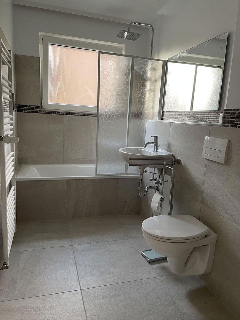 Prenájom bytu 3-izbový 76 m², Gärtnereiweg, Gehrden, Dolné Sasko Prenájom bytu 3-izbový 76 m², Gärtnereiweg, Gehrden, Dolné Sasko