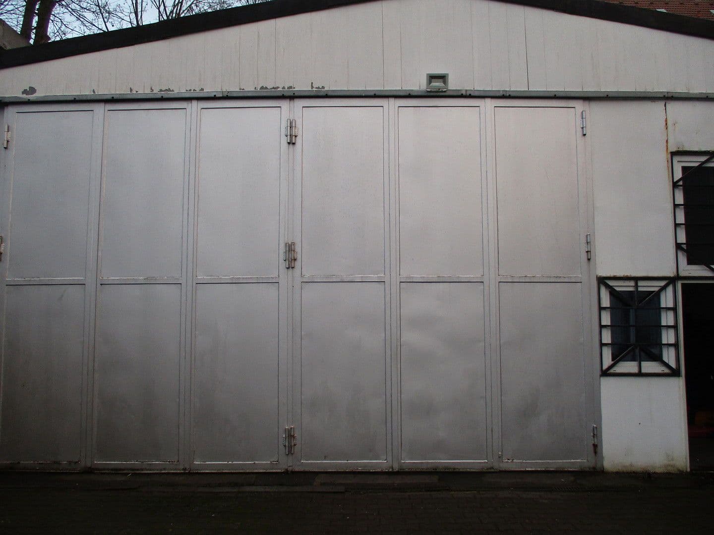 Prenájom nebytového priestoru 1.400 m², Berlin, Berlín Prenájom nebytového priestoru 1.400 m², Berlin, Berlín