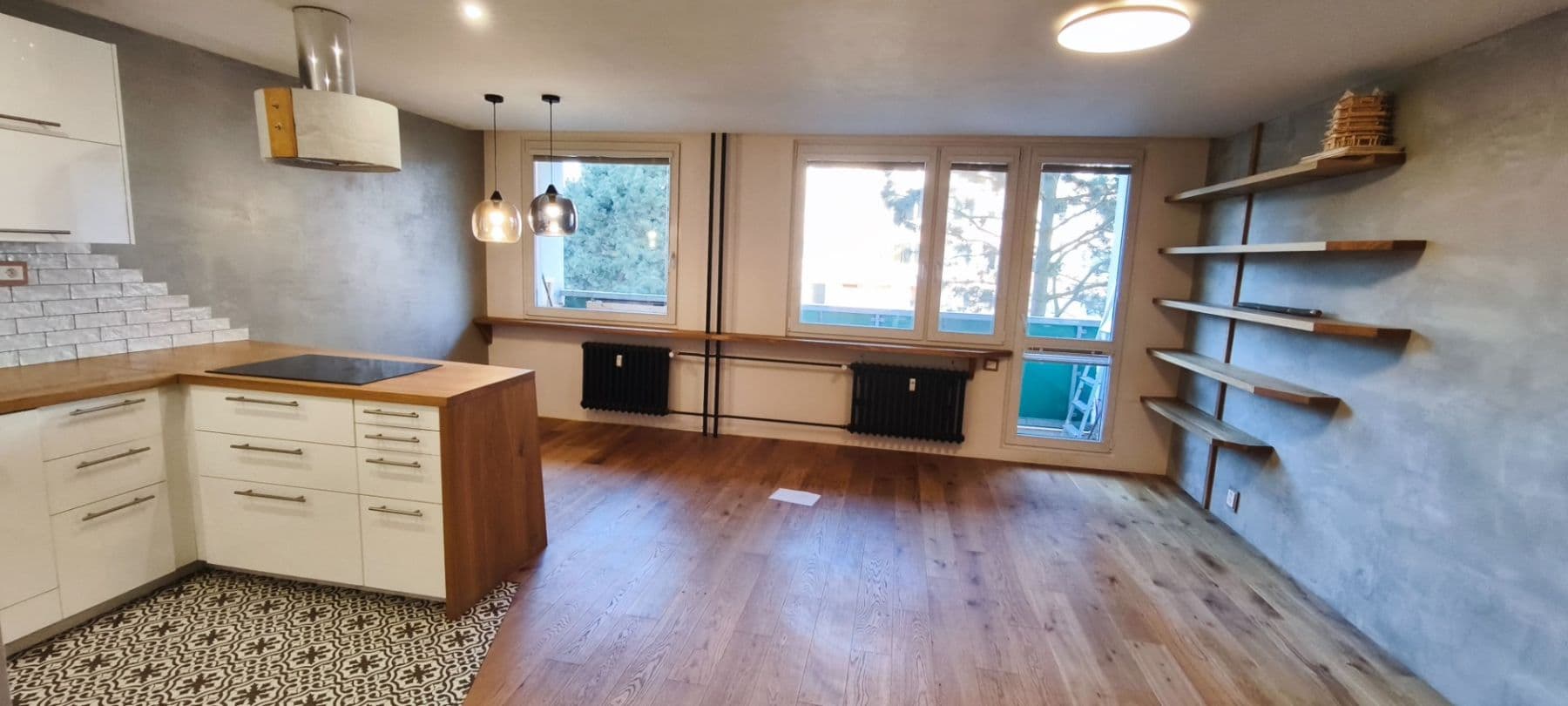 Prenájom bytu 3-izbový 72 m², U Vlečky, Praha, Praha Prenájom bytu 3-izbový 72 m², U Vlečky, Praha, Praha