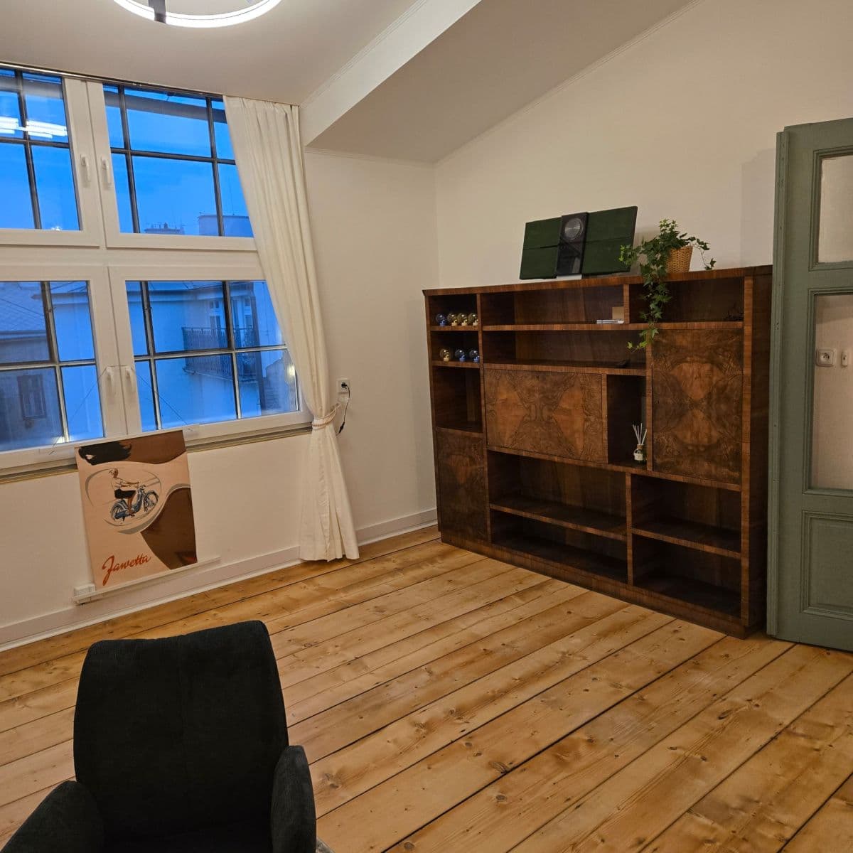 Prenájom bytu 1-izbový 38 m², Janáčkovo nábřeží, Praha, Praha Prenájom bytu 1-izbový 38 m², Janáčkovo nábřeží, Praha, Praha