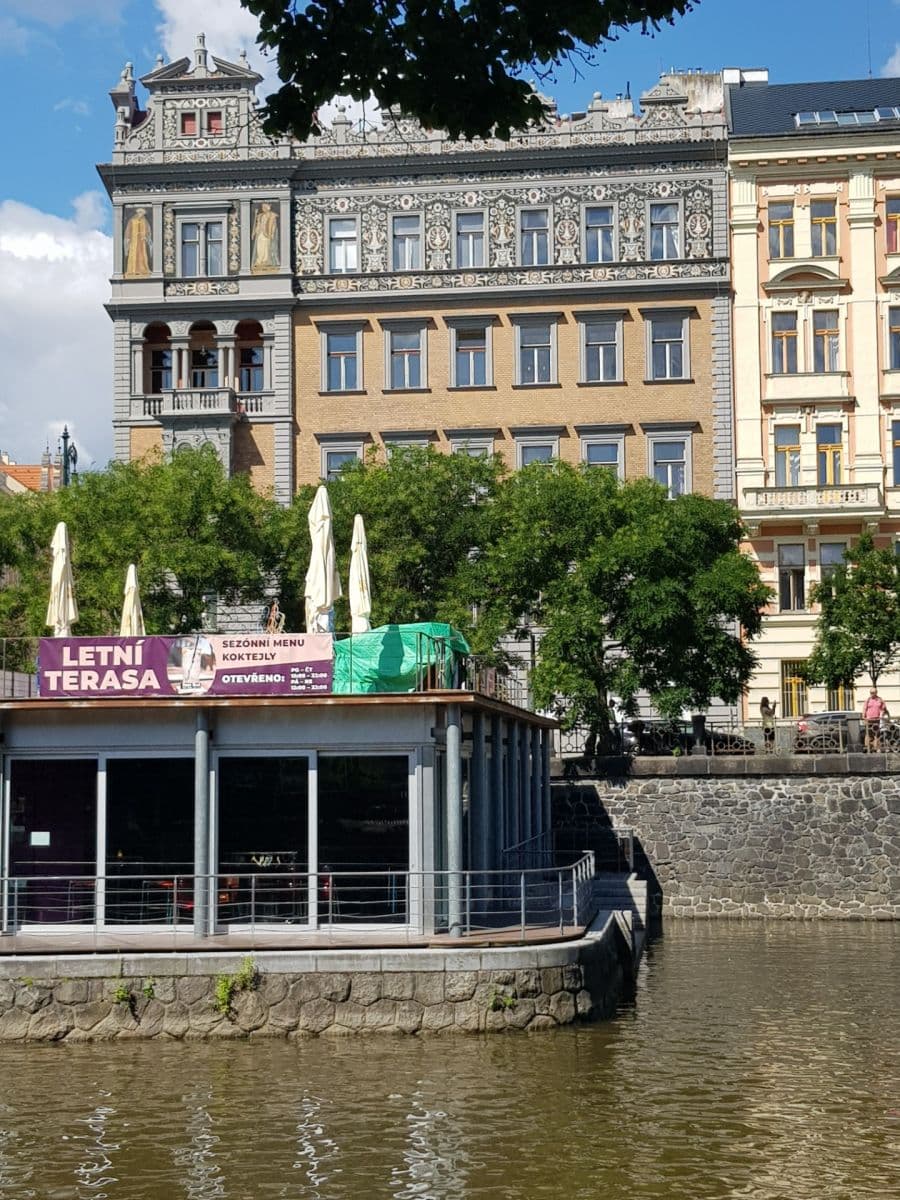 Prenájom bytu 1-izbový 38 m², Janáčkovo nábřeží, Praha, Praha Prenájom bytu 1-izbový 38 m², Janáčkovo nábřeží, Praha, Praha