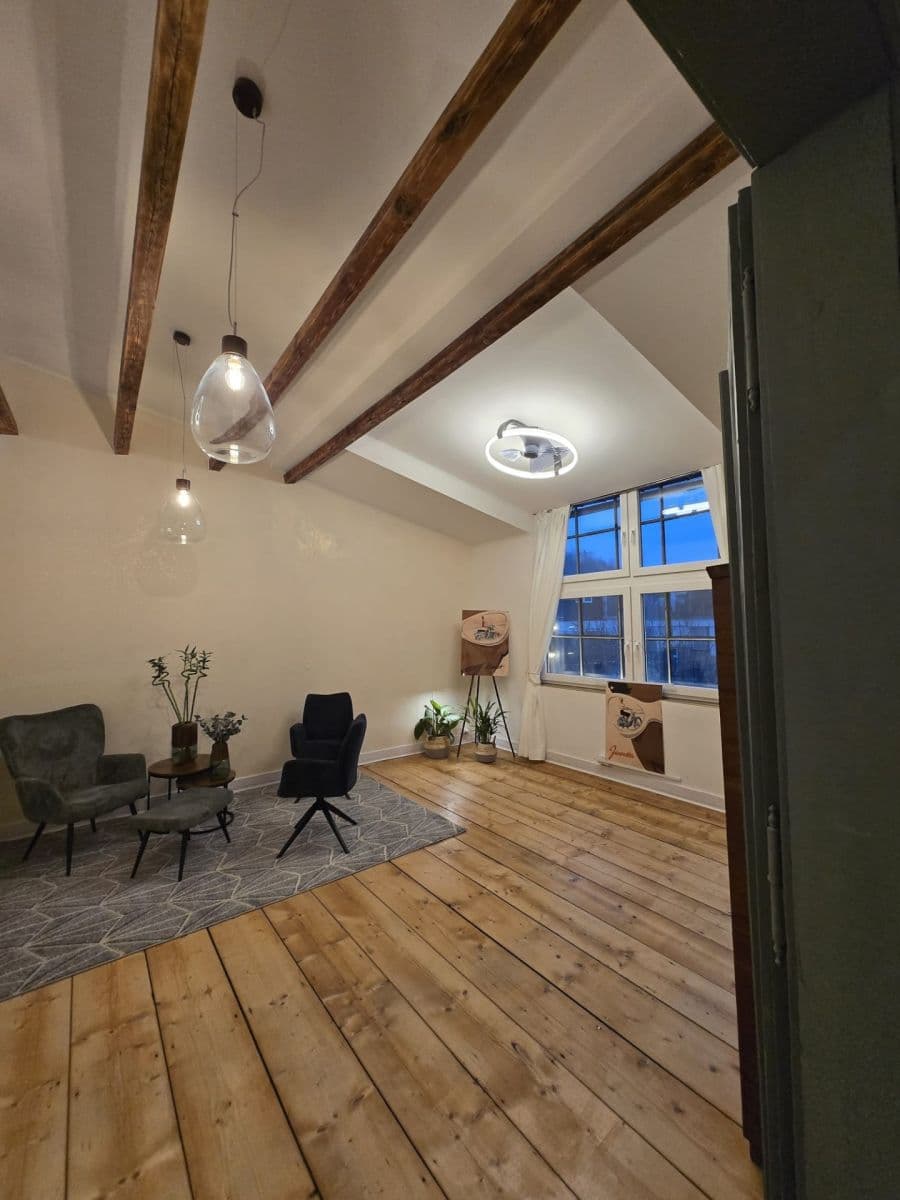 Prenájom bytu 1-izbový 38 m², Janáčkovo nábřeží, Praha, Praha Prenájom bytu 1-izbový 38 m², Janáčkovo nábřeží, Praha, Praha