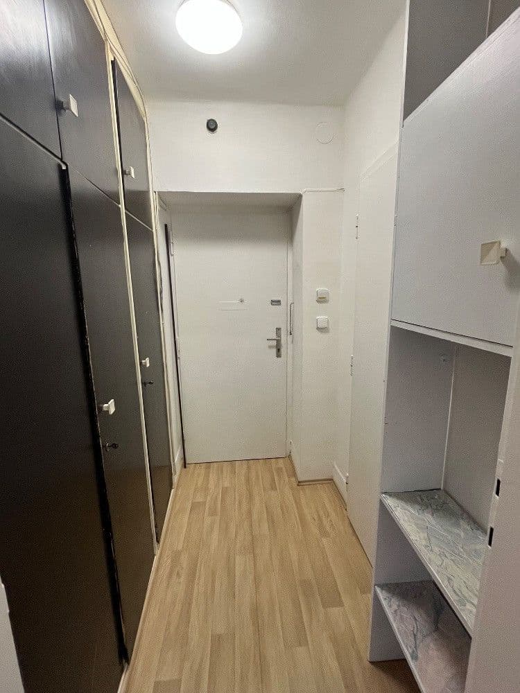Predaj bytu 1-izbový 29 m², Kyjevská, Plzeň, Plzeňský kraj Predaj bytu 1-izbový 29 m², Kyjevská, Plzeň, Plzeňský kraj