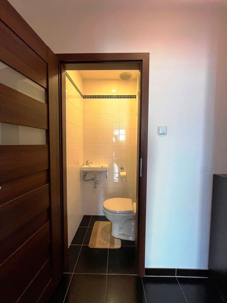 Prenájom bytu 2-izbový 54 m², Hartigova, Praha, Praha Prenájom bytu 2-izbový 54 m², Hartigova, Praha, Praha