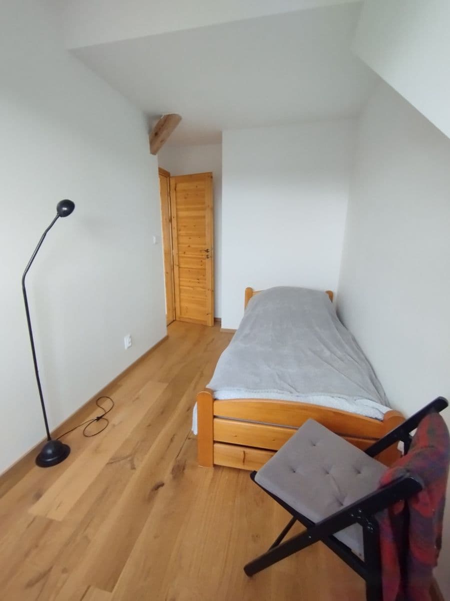 Prenájom bytu 2-izbový 95 m², U Dráhy, Plzeň, Plzeňský kraj Prenájom bytu 2-izbový 95 m², U Dráhy, Plzeň, Plzeňský kraj