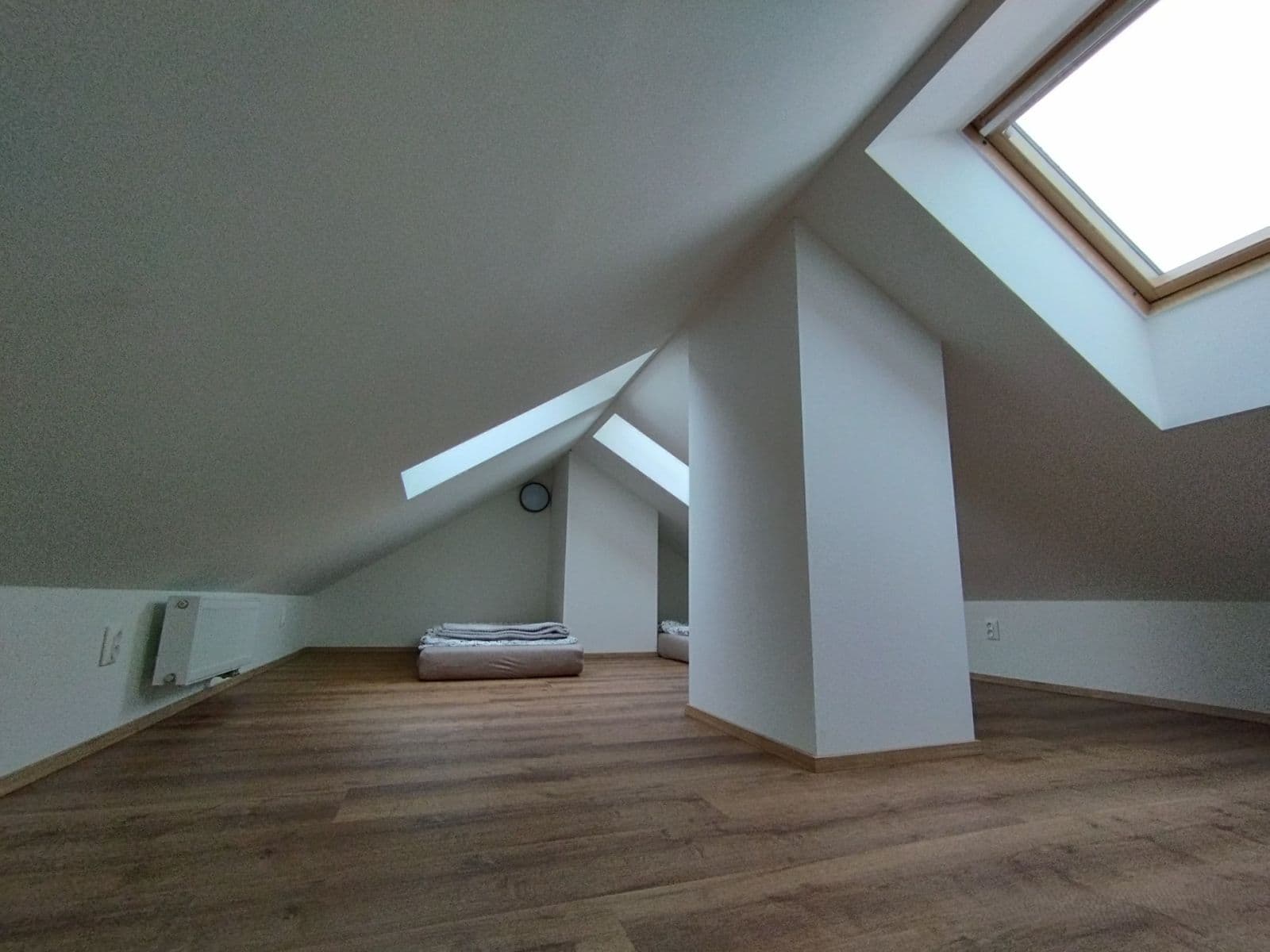 Prenájom bytu 2-izbový 95 m², U Dráhy, Plzeň, Plzeňský kraj Prenájom bytu 2-izbový 95 m², U Dráhy, Plzeň, Plzeňský kraj