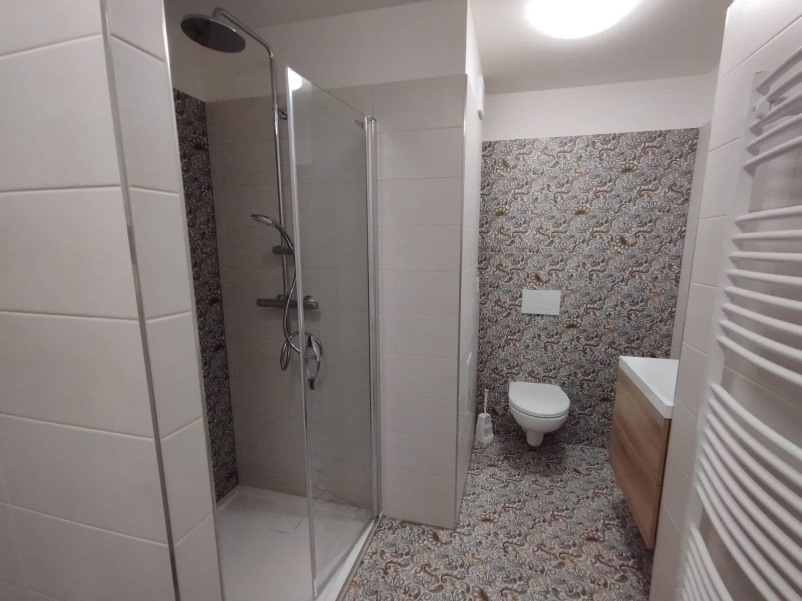 Prenájom bytu 2-izbový 95 m², U Dráhy, Plzeň, Plzeňský kraj Prenájom bytu 2-izbový 95 m², U Dráhy, Plzeň, Plzeňský kraj