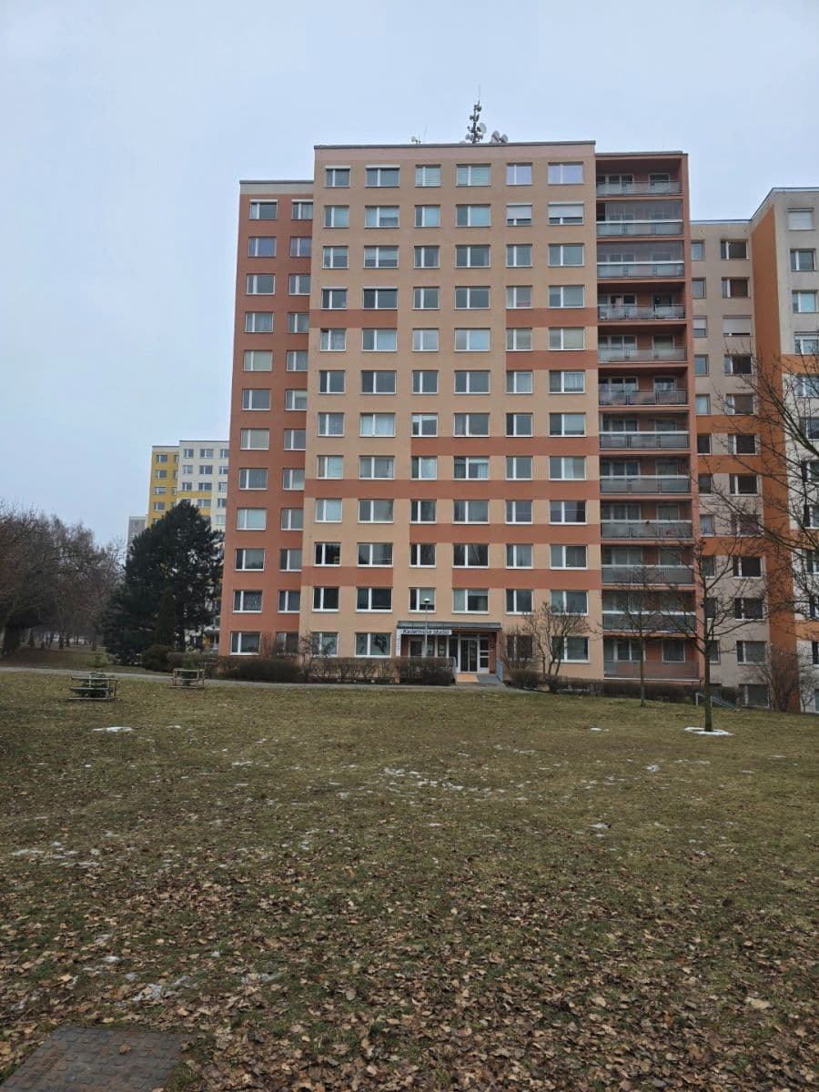 Prenájom bytu 2-izbový 43 m², Ciolkovského, Praha, Praha Prenájom bytu 2-izbový 43 m², Ciolkovského, Praha, Praha