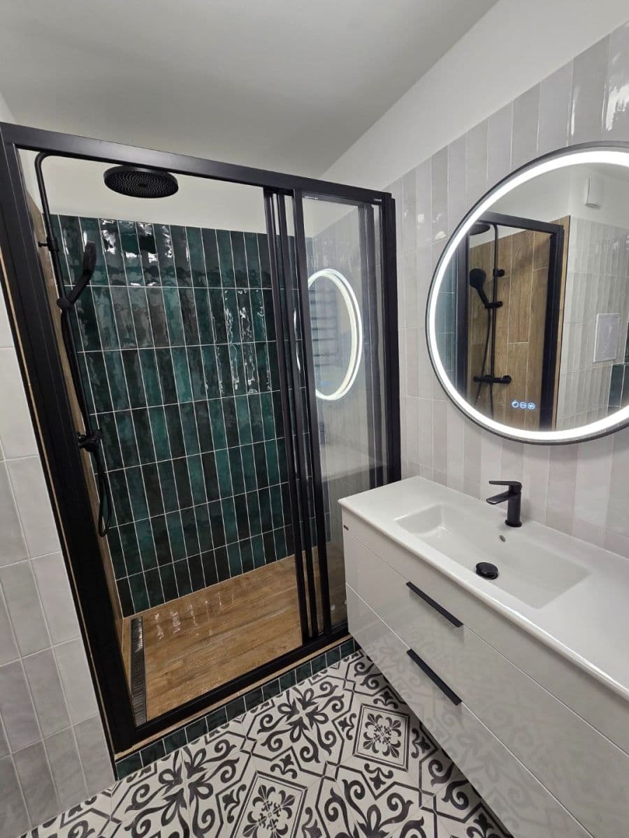 Prenájom bytu 2-izbový 43 m², Ciolkovského, Praha, Praha Prenájom bytu 2-izbový 43 m², Ciolkovského, Praha, Praha