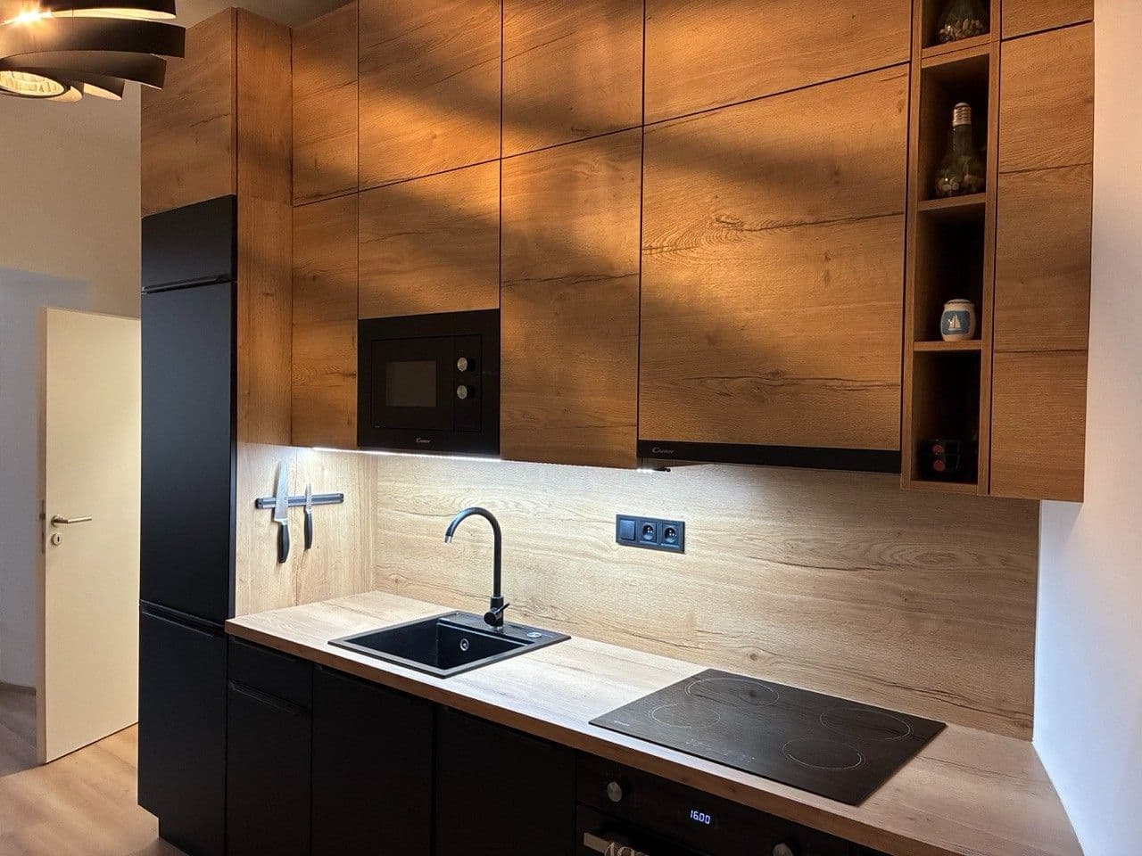 Prenájom bytu 1-izbový 39 m², Sinkulova, Praha, Praha Prenájom bytu 1-izbový 39 m², Sinkulova, Praha, Praha