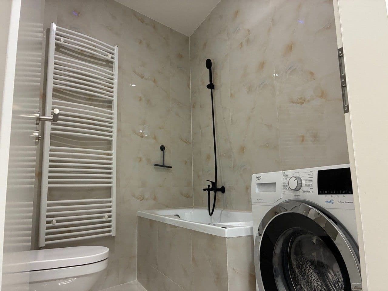 Prenájom bytu 1-izbový 39 m², Sinkulova, Praha, Praha Prenájom bytu 1-izbový 39 m², Sinkulova, Praha, Praha