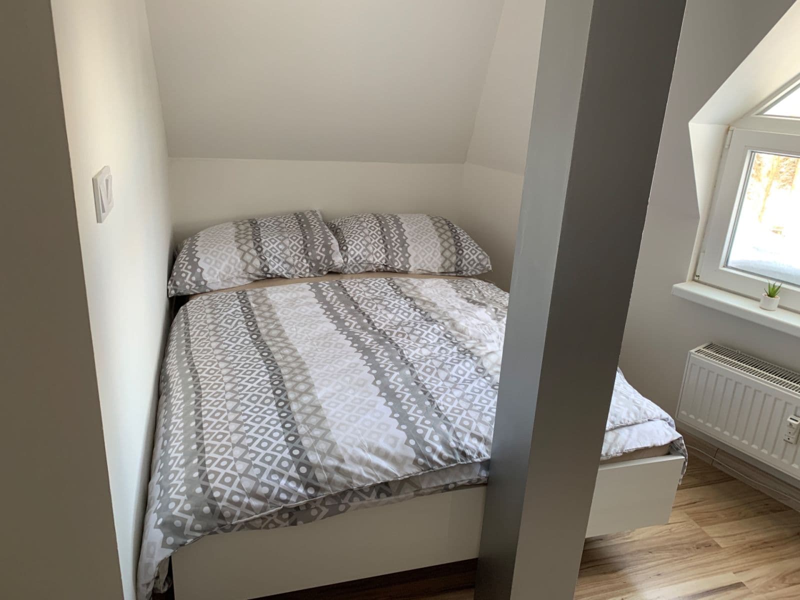 Prenájom bytu 1-izbový 44 m², Úzká, Vejprty, Ústecký kraj Prenájom bytu 1-izbový 44 m², Úzká, Vejprty, Ústecký kraj