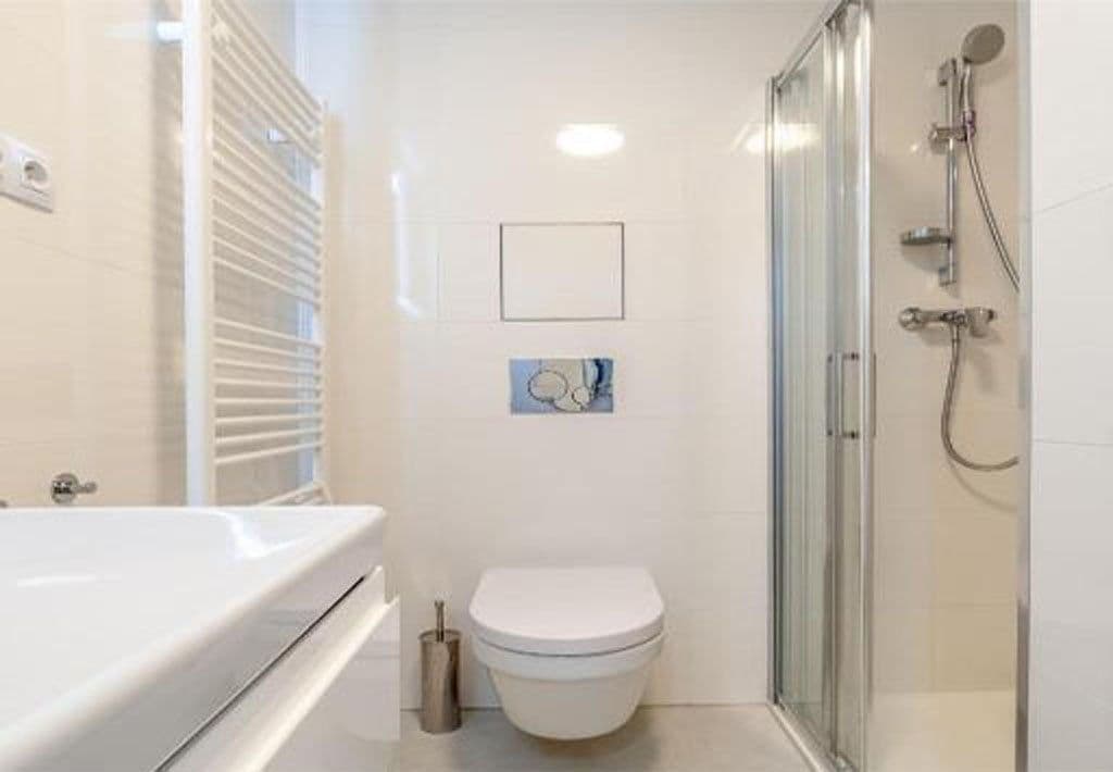 Prenájom bytu 35 m², Nádražní, Praha, Praha Prenájom bytu 35 m², Nádražní, Praha, Praha