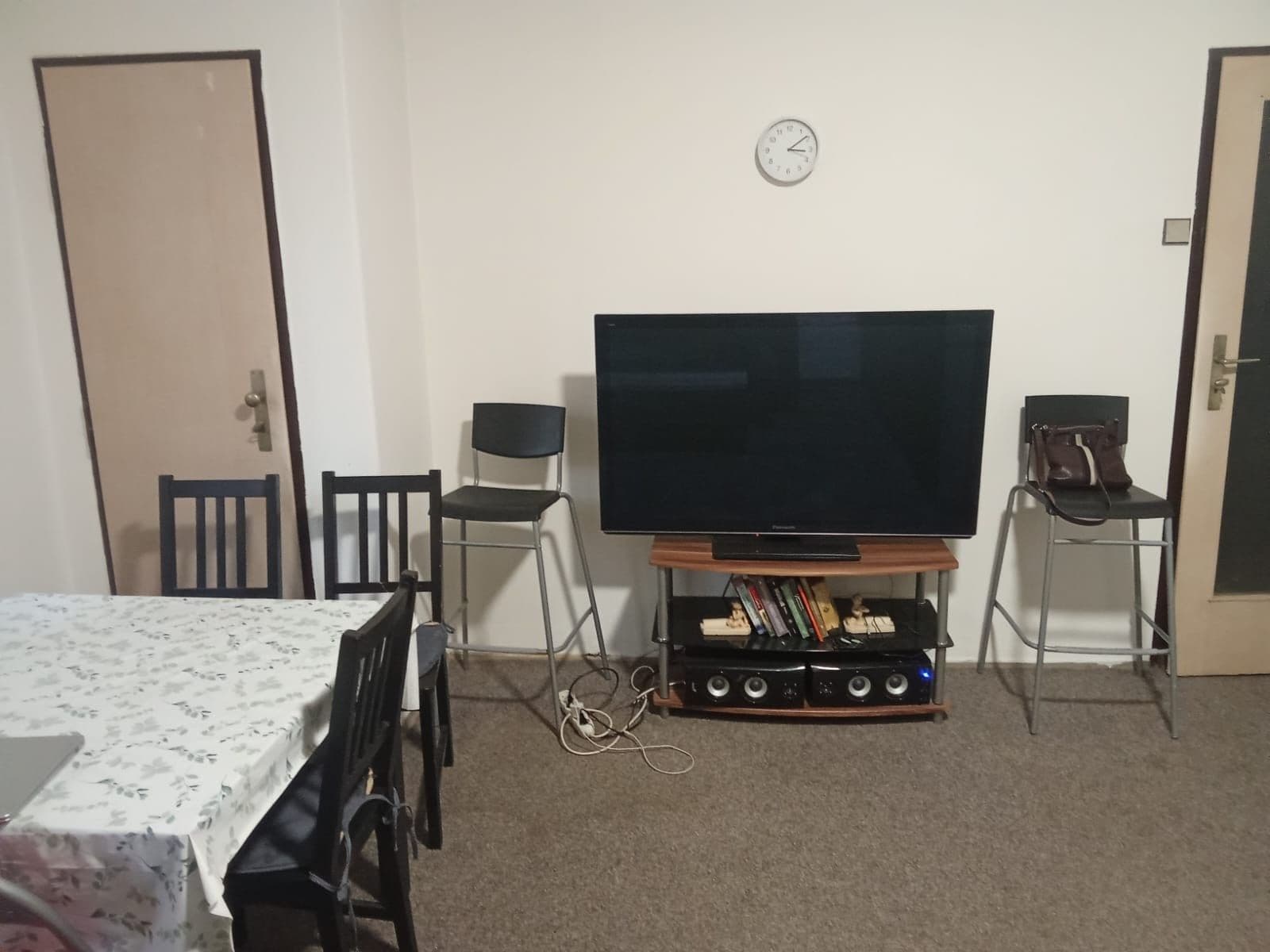 Prenájom bytu 2-izbový 67 m², Heřmanova, Praha, Praha Prenájom bytu 2-izbový 67 m², Heřmanova, Praha, Praha