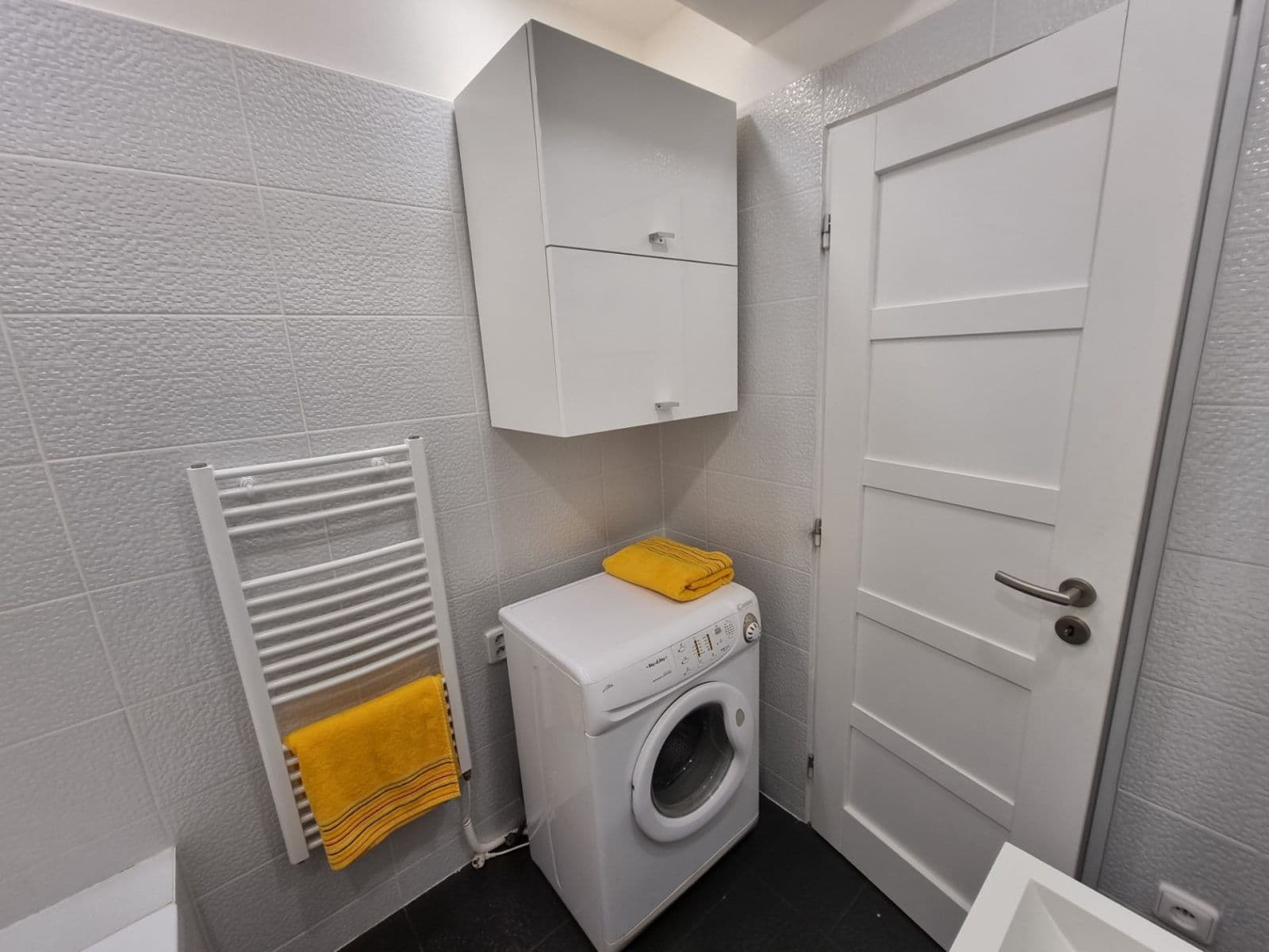 Prenájom bytu 2-izbový 56 m², V Újezdech, Brno, Jihomoravský kraj Prenájom bytu 2-izbový 56 m², V Újezdech, Brno, Jihomoravský kraj