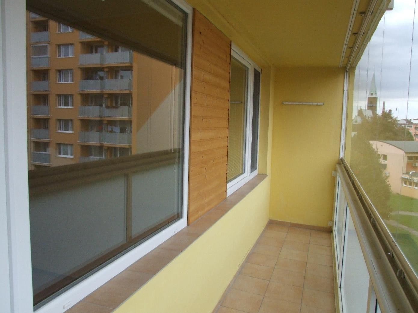 Prenájom bytu 2-izbový 44 m², sídl. Hůrka, Kralupy nad Vltavou, Středočeský kraj Prenájom bytu 2-izbový 44 m², sídl. Hůrka, Kralupy nad Vltavou, Středočeský kraj