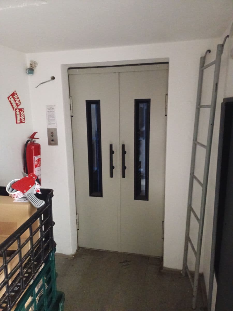 Prenájom nebytového priestoru 287 m², Vinohradská, Praha, Praha Prenájom nebytového priestoru 287 m², Vinohradská, Praha, Praha