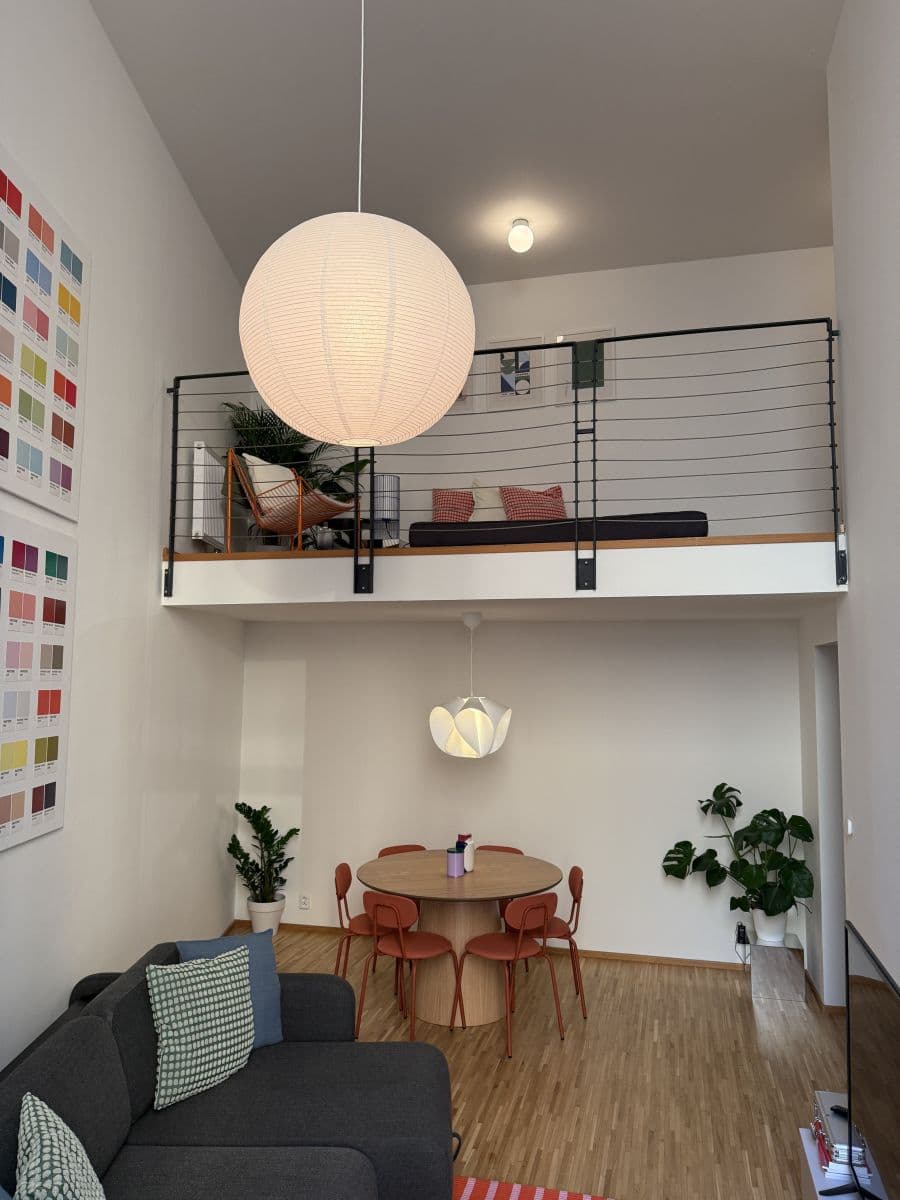 Prenájom bytu 90 m², Milíčova, Praha, Praha Prenájom bytu 90 m², Milíčova, Praha, Praha