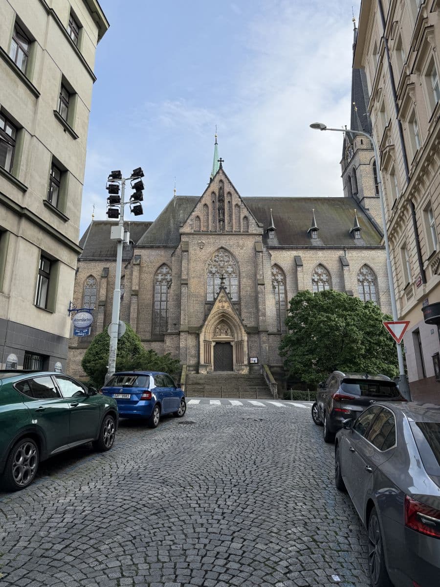 Prenájom bytu 90 m², Milíčova, Praha, Praha Prenájom bytu 90 m², Milíčova, Praha, Praha