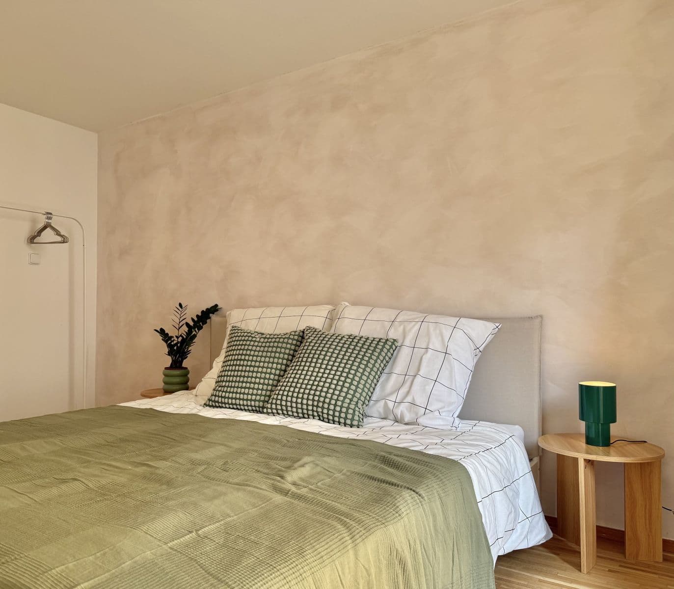 Prenájom bytu 90 m², Milíčova, Praha, Praha Prenájom bytu 90 m², Milíčova, Praha, Praha