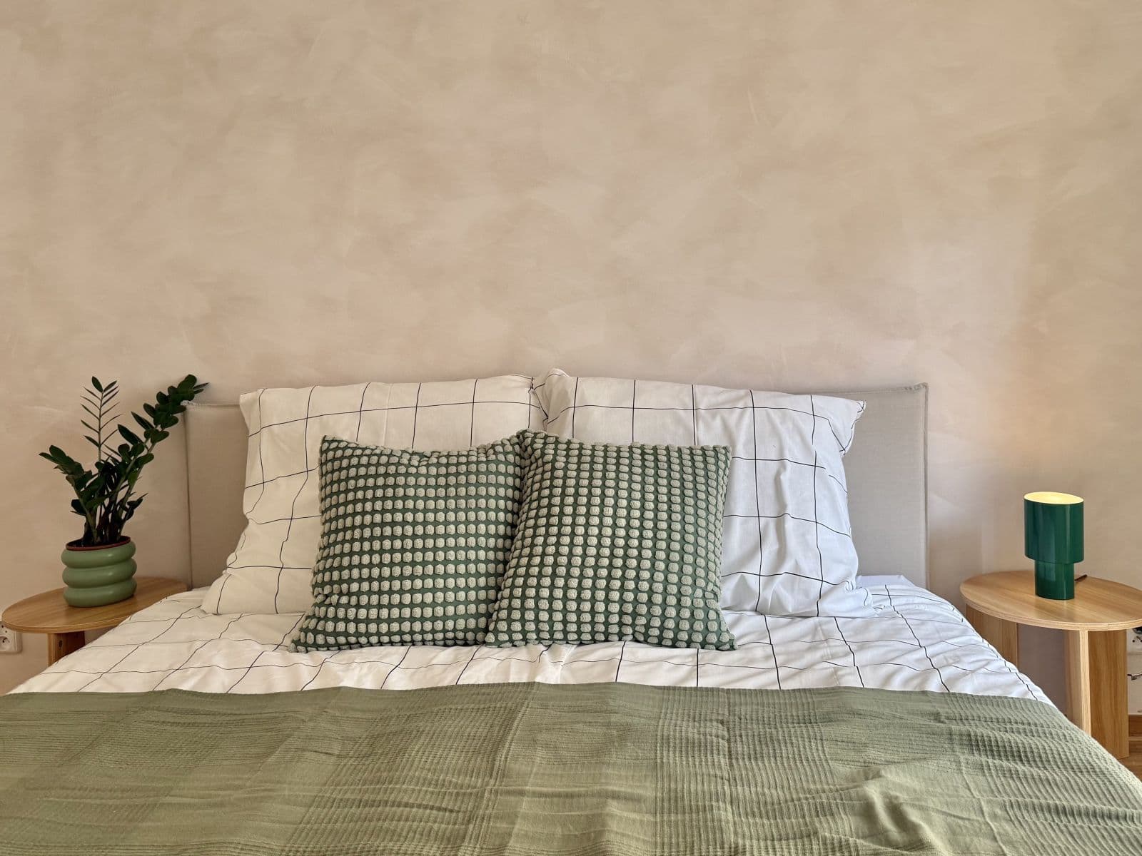 Prenájom bytu 90 m², Milíčova, Praha, Praha Prenájom bytu 90 m², Milíčova, Praha, Praha