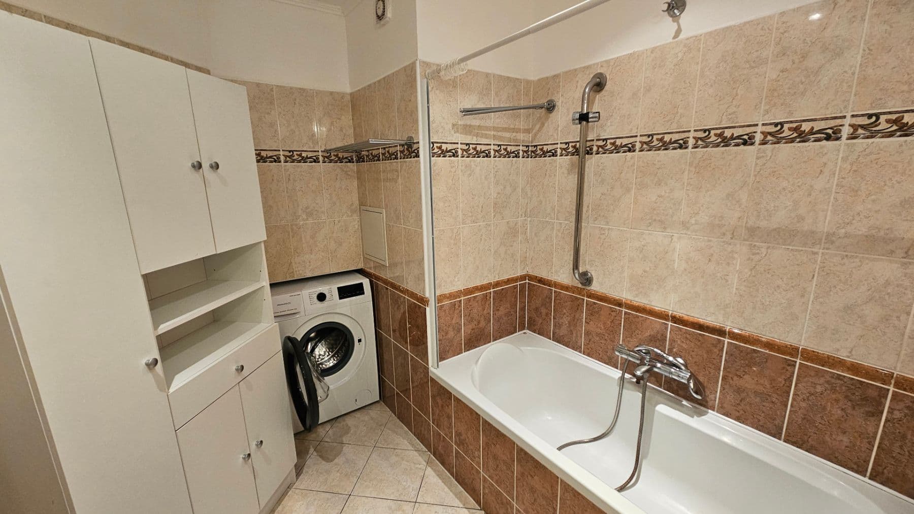 Prenájom bytu 2-izbový 63 m², Havránkova, Praha, Praha Prenájom bytu 2-izbový 63 m², Havránkova, Praha, Praha