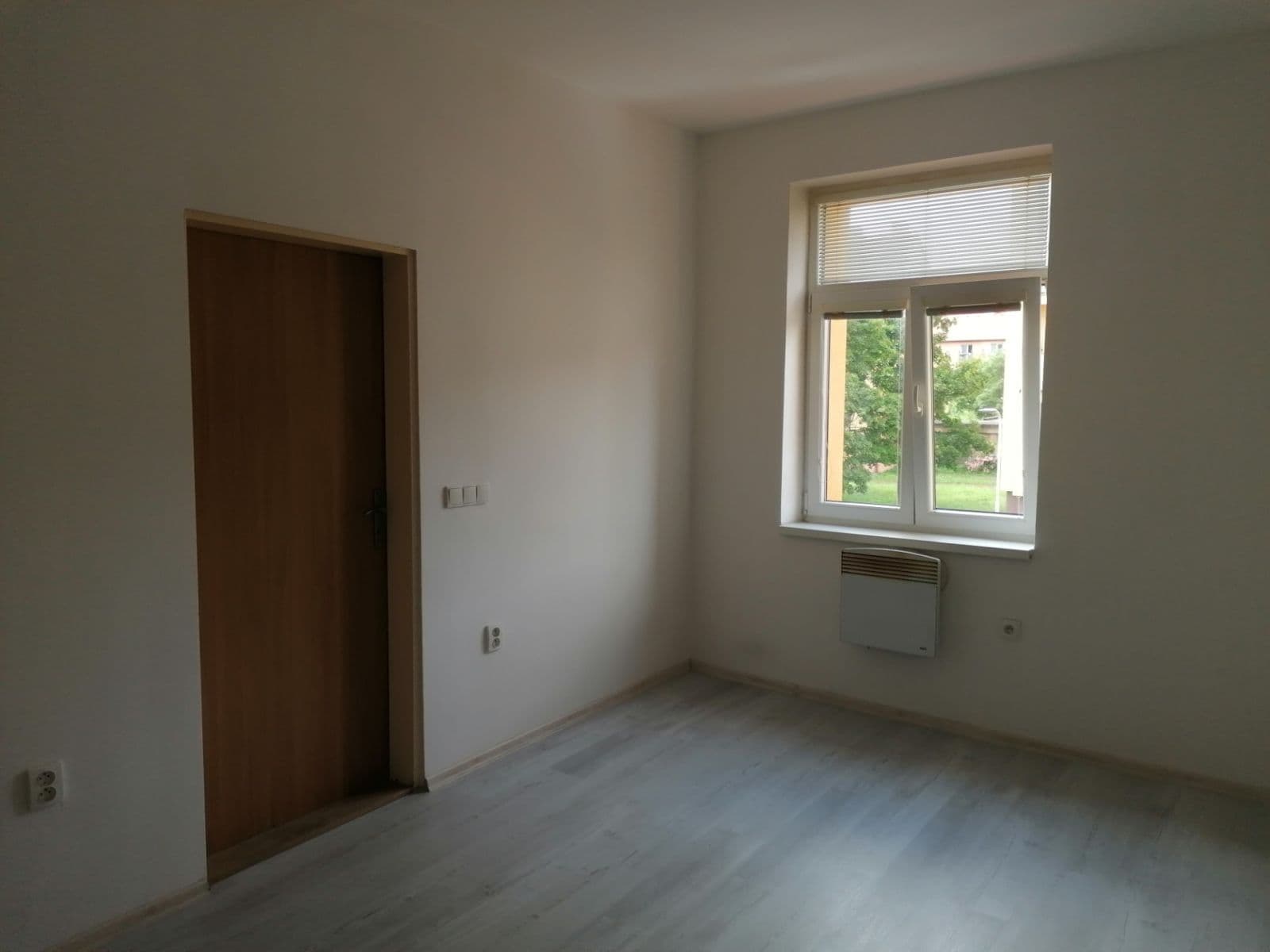 Prenájom bytu 2-izbový 37 m², Plzeňská, Beroun, Středočeský kraj Prenájom bytu 2-izbový 37 m², Plzeňská, Beroun, Středočeský kraj