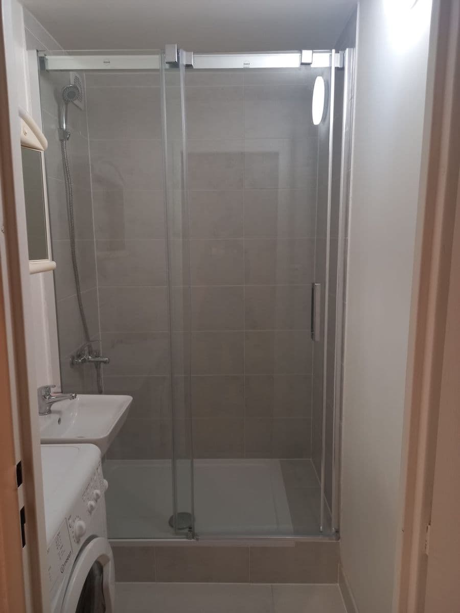 Prenájom bytu 2-izbový 45 m², V Malém háji, Odolena Voda, Středočeský kraj Prenájom bytu 2-izbový 45 m², V Malém háji, Odolena Voda, Středočeský kraj