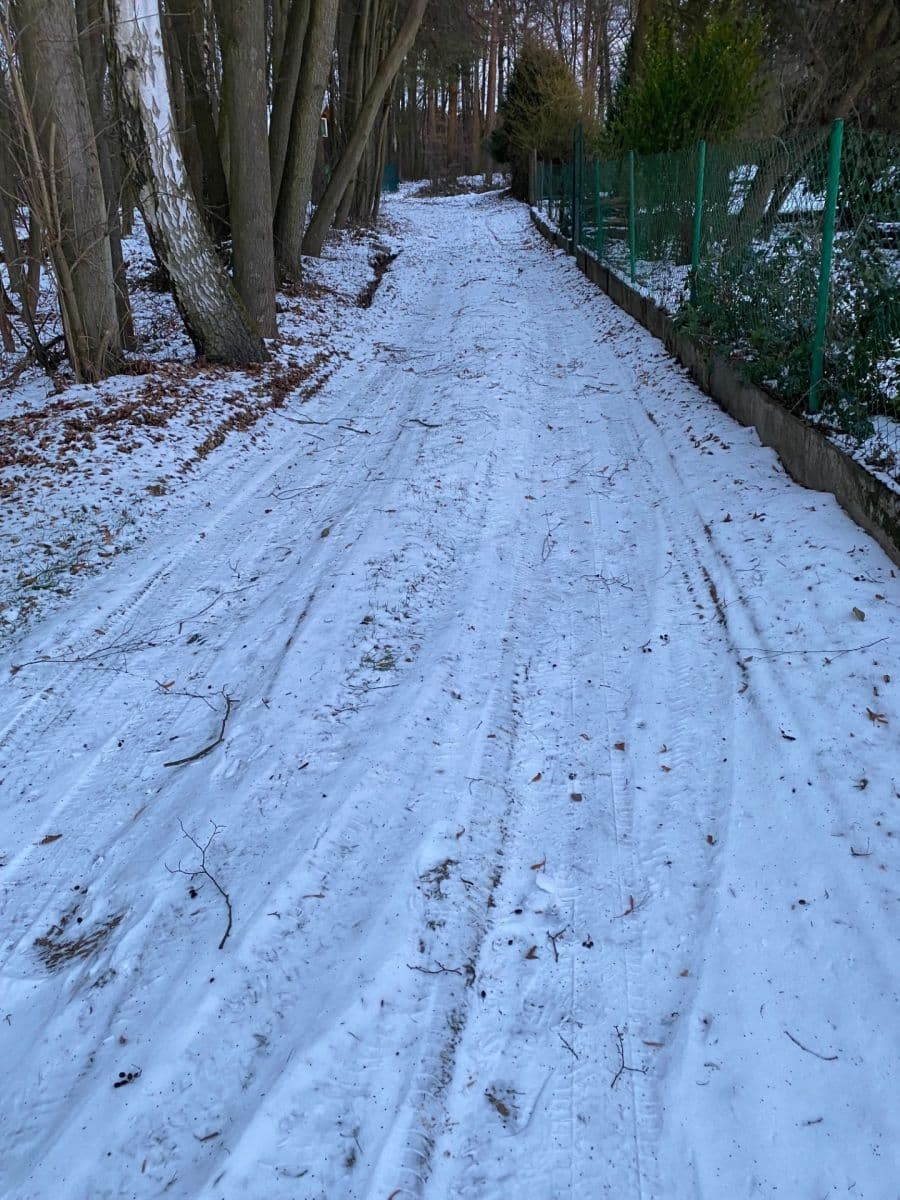 Predaj rekreačného objektu 35 m², pozemek 324 m², Struhařov, Středočeský kraj Predaj rekreačného objektu 35 m², pozemek 324 m², Struhařov, Středočeský kraj