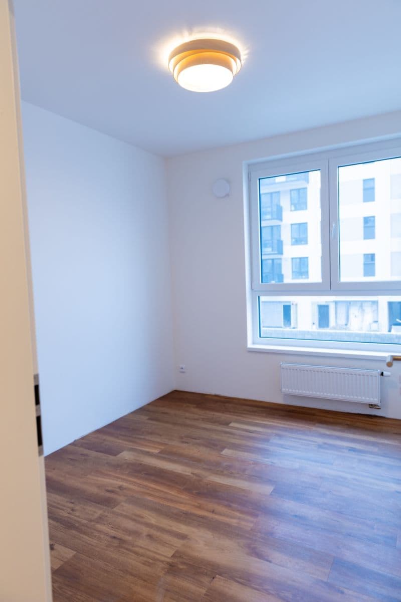 Prenájom bytu 2-izbový 40 m², Nádražní, Kralupy nad Vltavou, Středočeský kraj Prenájom bytu 2-izbový 40 m², Nádražní, Kralupy nad Vltavou, Středočeský kraj