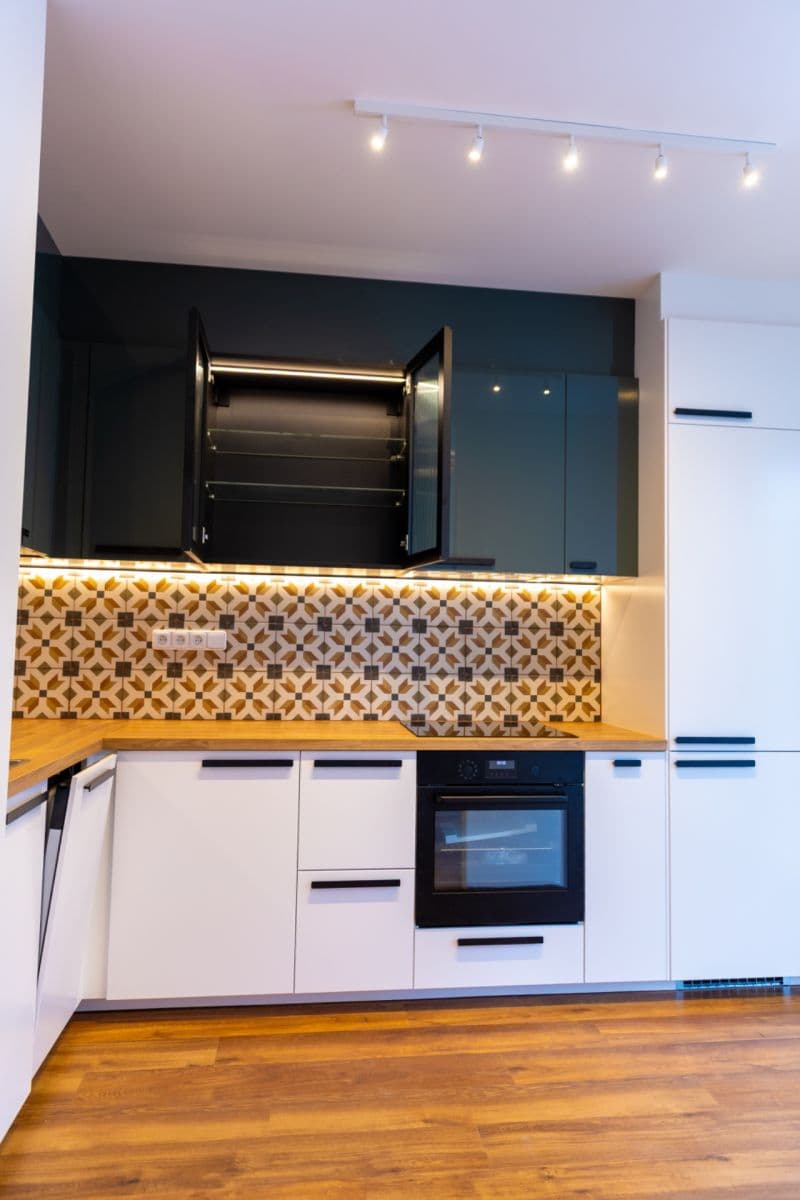 Prenájom bytu 2-izbový 40 m², Nádražní, Kralupy nad Vltavou, Středočeský kraj Prenájom bytu 2-izbový 40 m², Nádražní, Kralupy nad Vltavou, Středočeský kraj