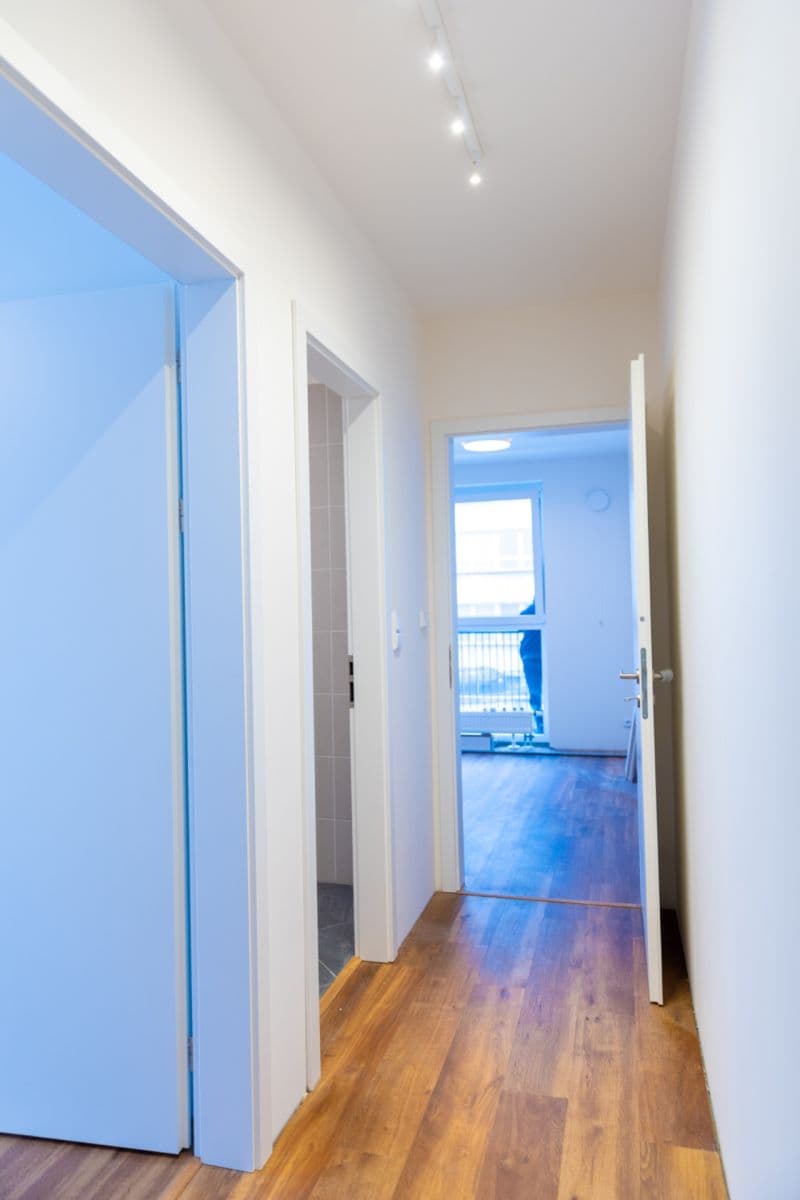 Prenájom bytu 2-izbový 40 m², Nádražní, Kralupy nad Vltavou, Středočeský kraj Prenájom bytu 2-izbový 40 m², Nádražní, Kralupy nad Vltavou, Středočeský kraj