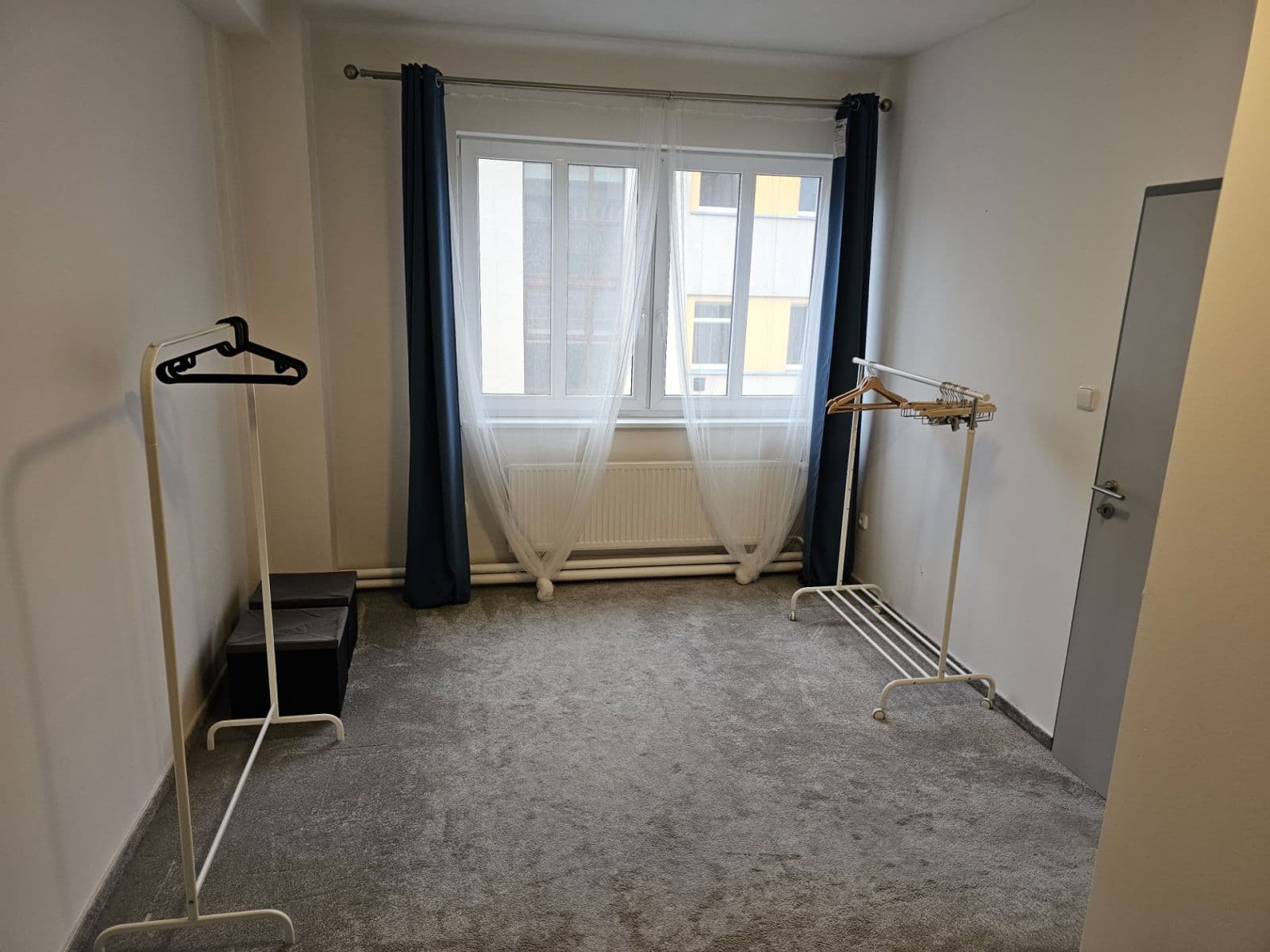 Prenájom bytu 2-izbový 44 m², Krátká, Praha, Praha Prenájom bytu 2-izbový 44 m², Krátká, Praha, Praha