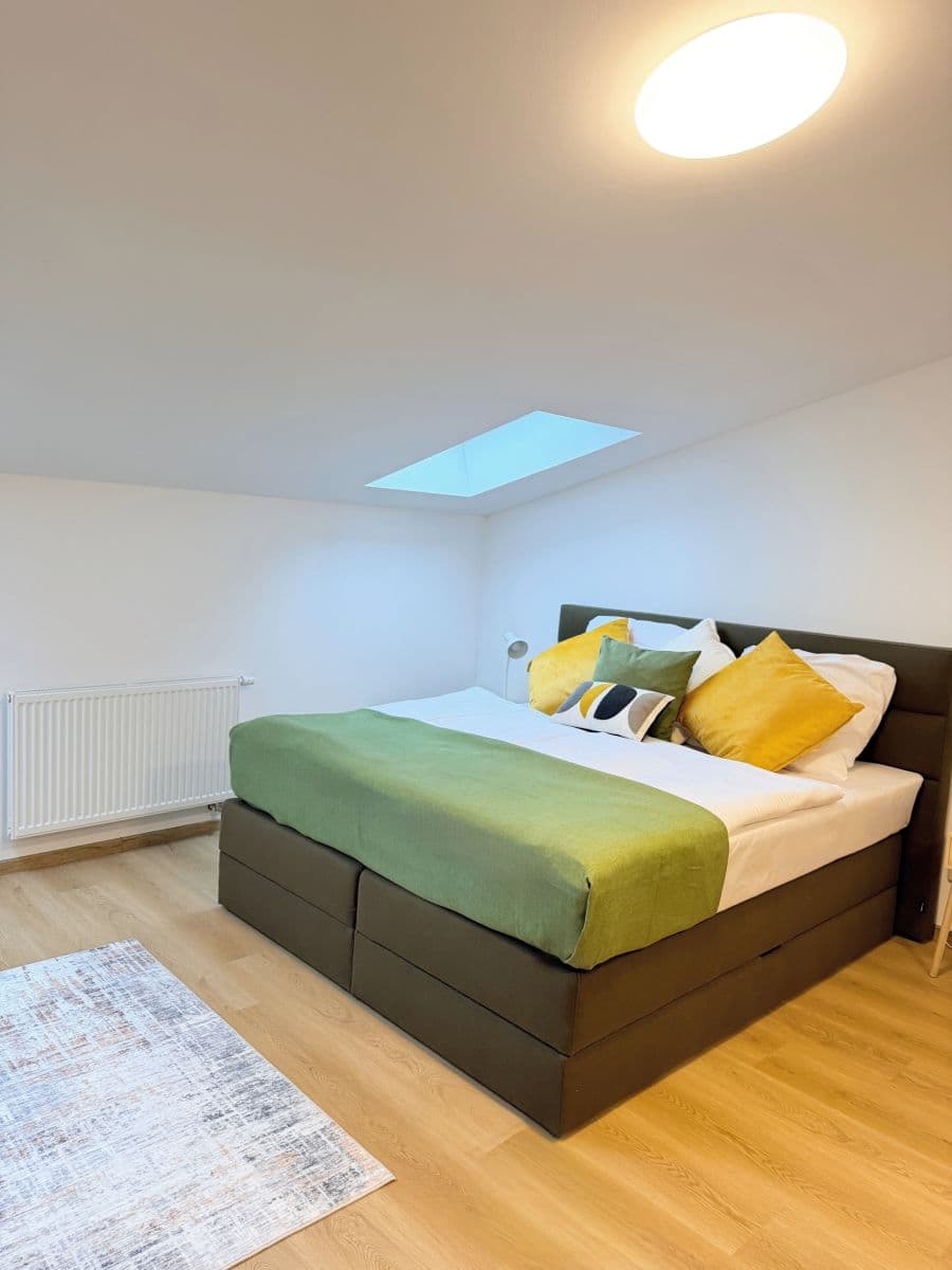 Prenájom bytu 34 m², Zbraslavská, Praha, Praha Prenájom bytu 34 m², Zbraslavská, Praha, Praha